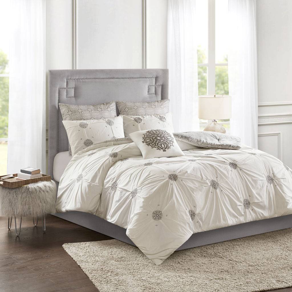 Malia 6 Piece Embroidered Cotton Reversible Comforter Set Comforter Sets By JLA HOME/Olliix (E & E Co., Ltd)