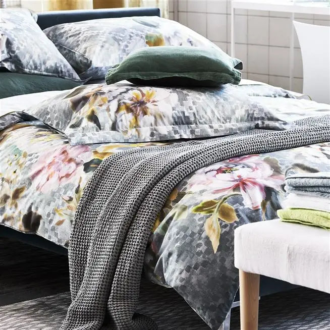 Alba Cotton Throw Throws By Designers Guild