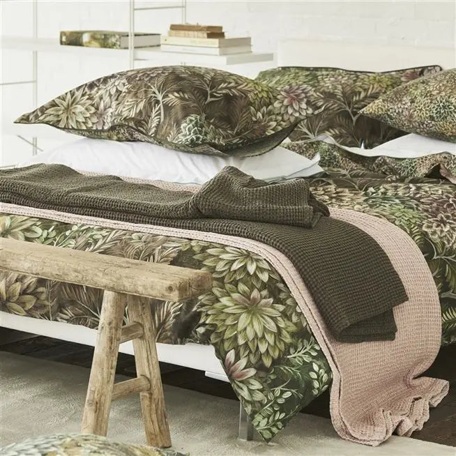 Alba Cotton Throw Throws By Designers Guild