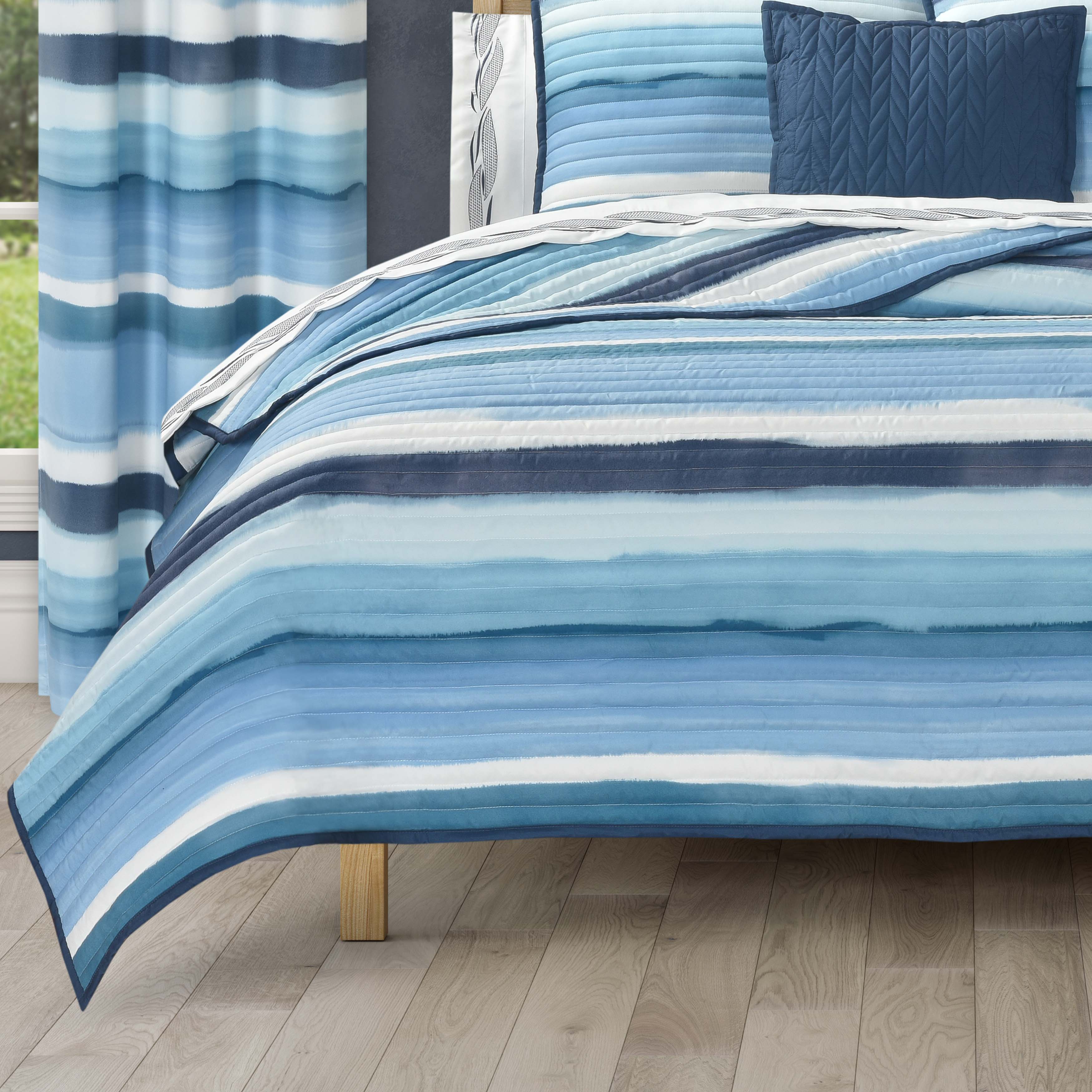 Balboa Blue 3 Piece Quilt Set Quilt Sets By J. Queen New York