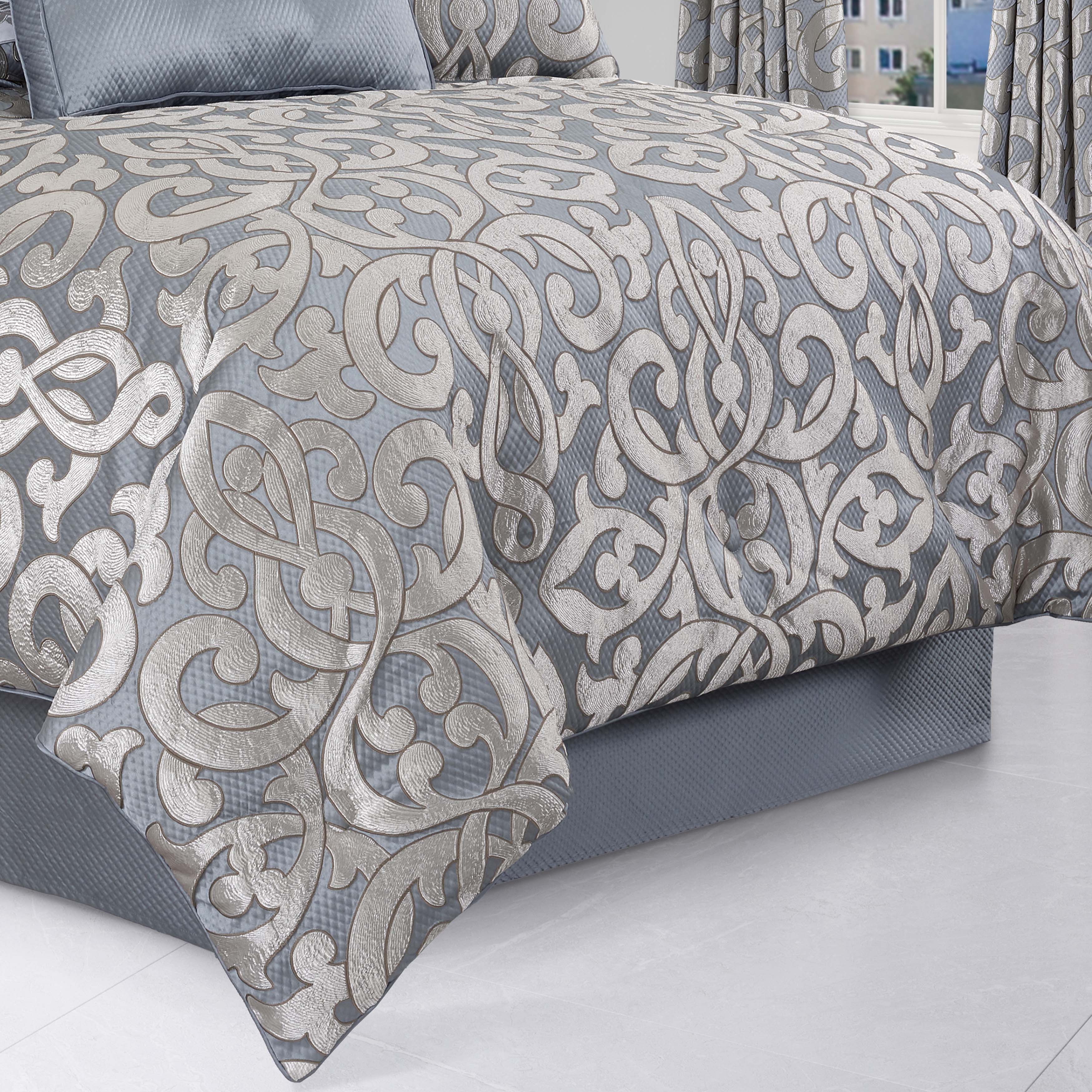 Barocco Sterling 4 Piece Comforter Set Comforter Sets By J. Queen New York
