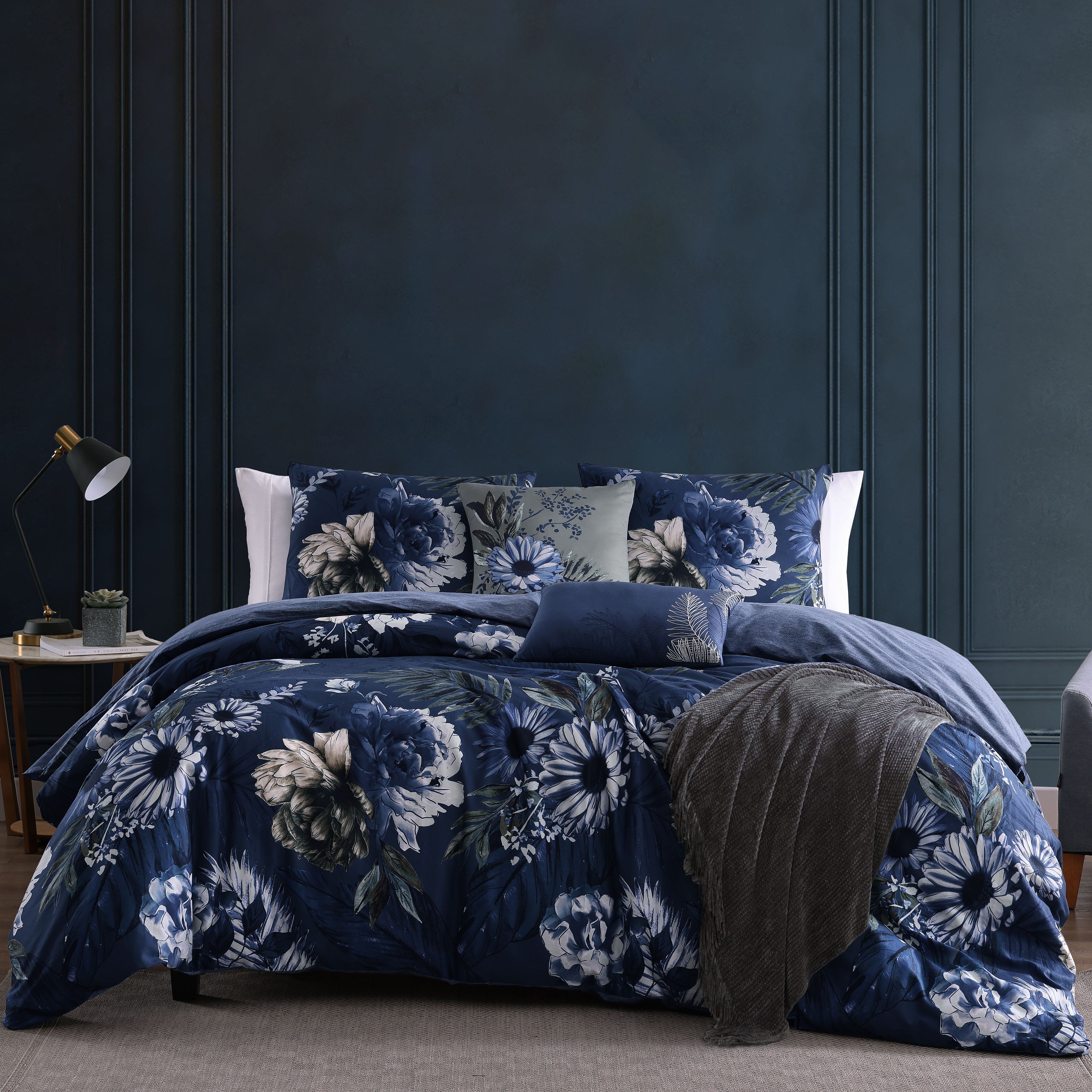 Bebejan Daisy Blue 5 Piece Queen Size Reversible Comforter Set - FINAL SALE Comforter Sets By US Office - Latest-bedding