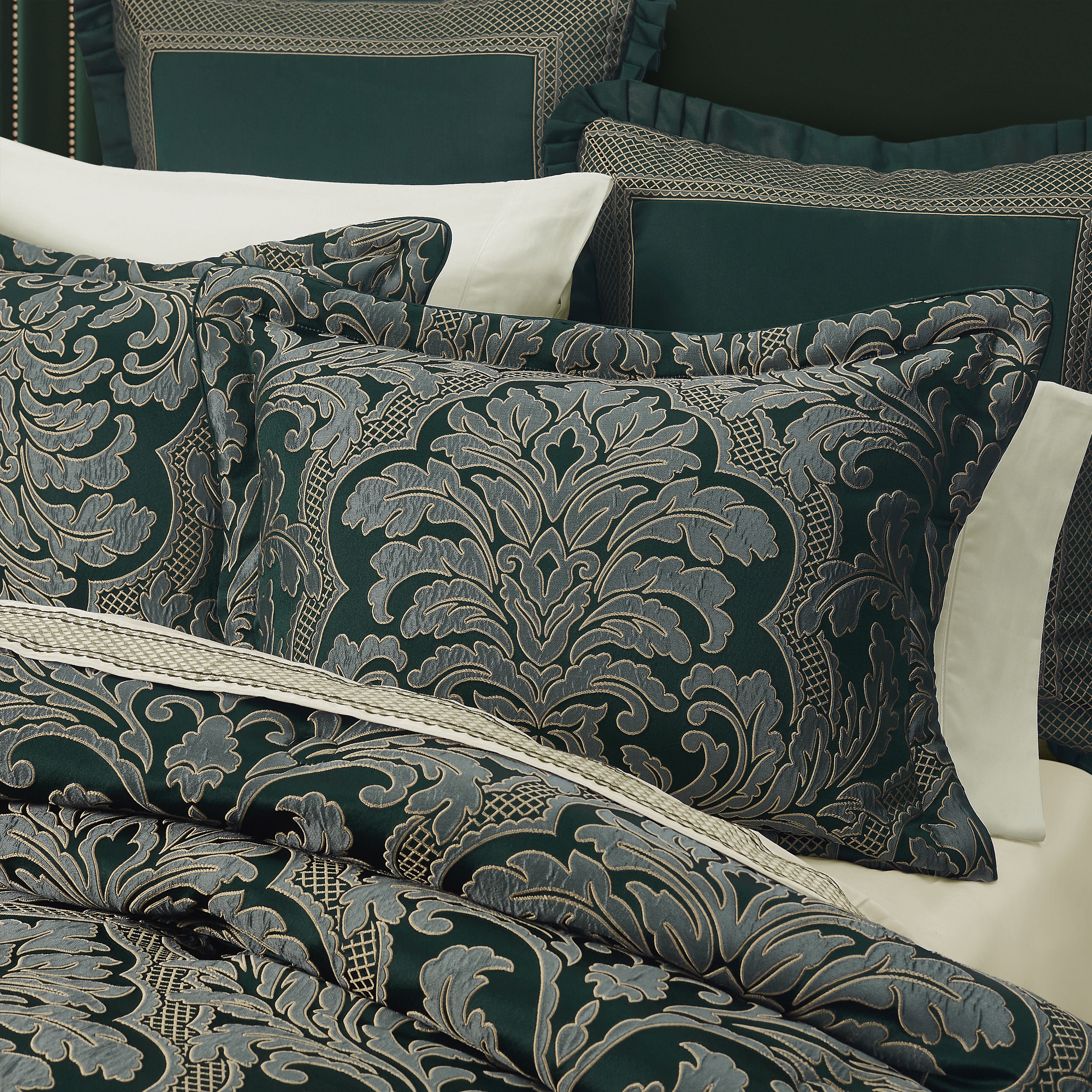 Bellini Forest 4 Piece Comforter Set Comforter Sets By J. Queen New York