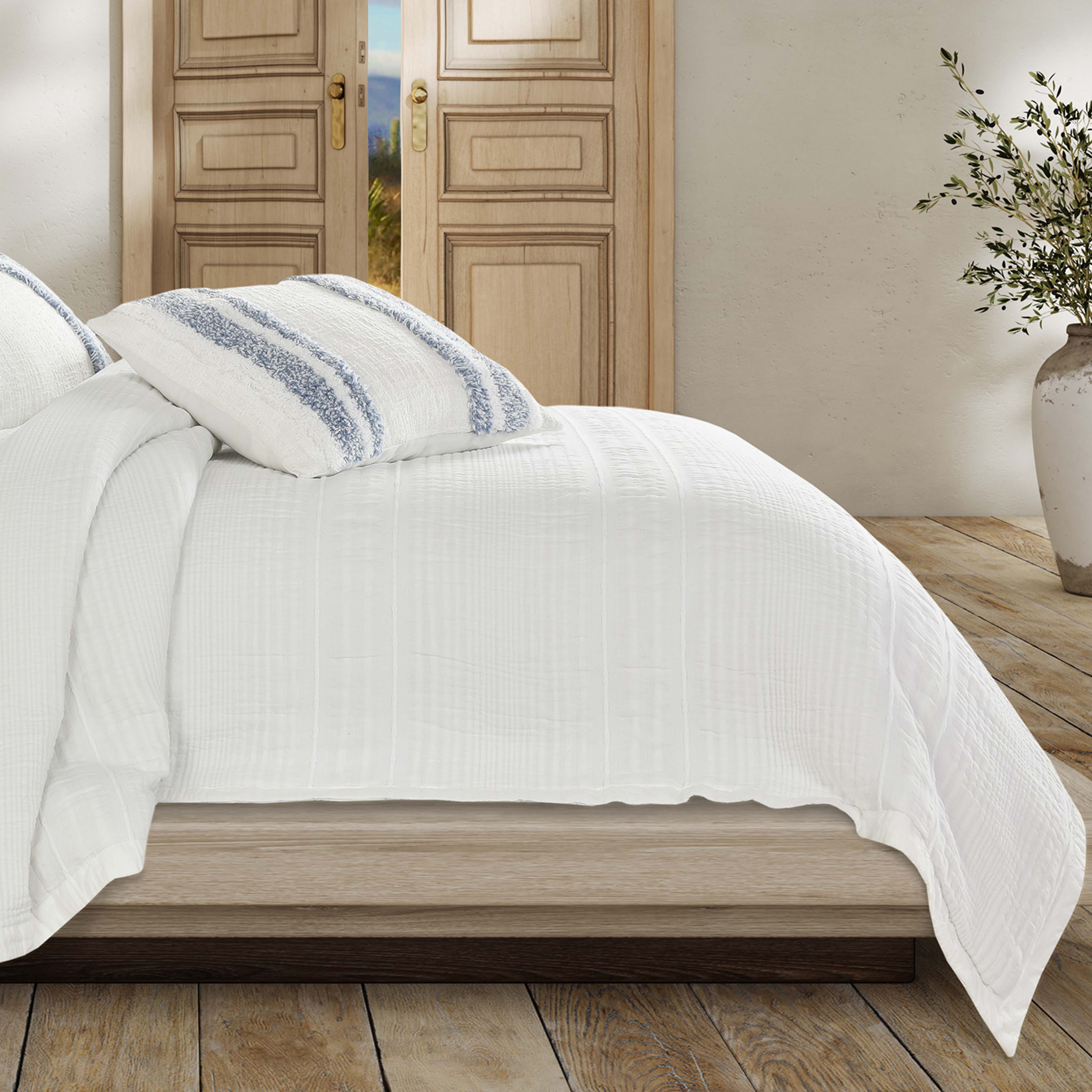 Brentwood White Duvet Cover Duvet Covers By J. Queen New York
