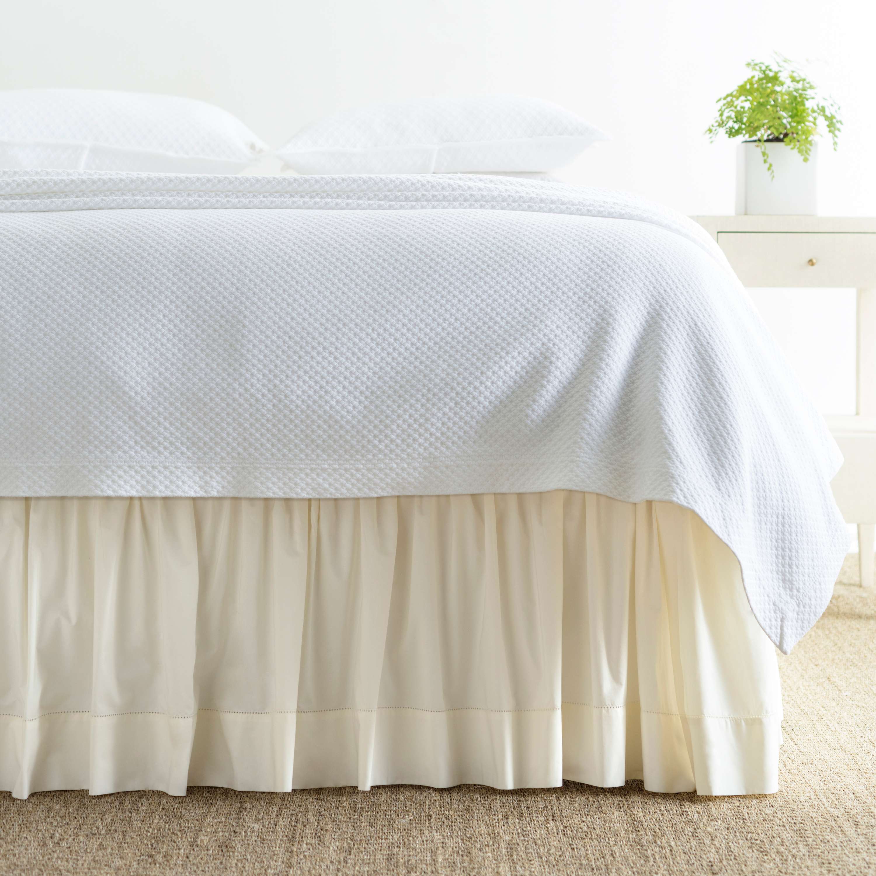 Classic Hemstitch Bedskirt Bedskirt By Annie Selke