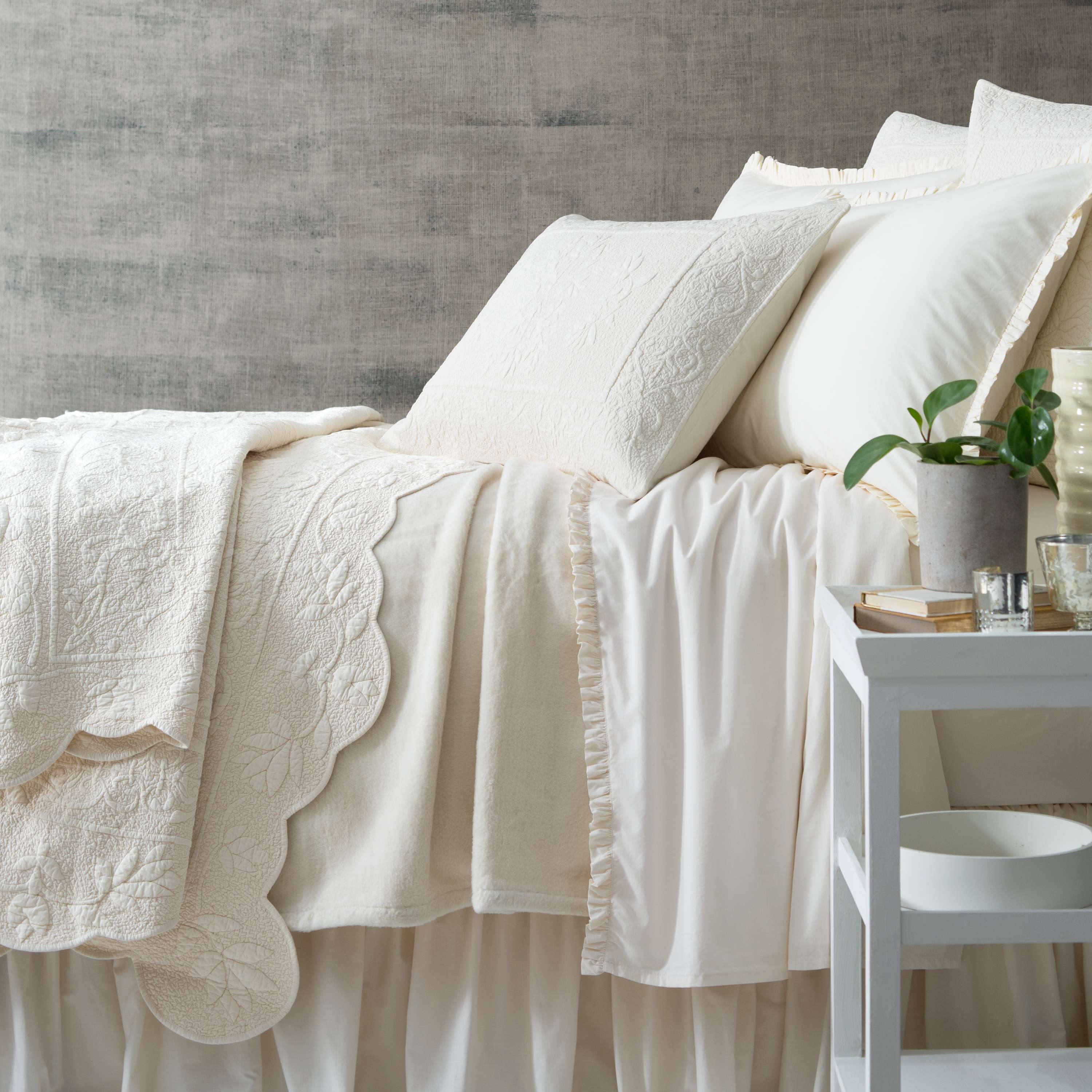 Classic Ruffle Sheet Set Sheet Set By Annie Selke