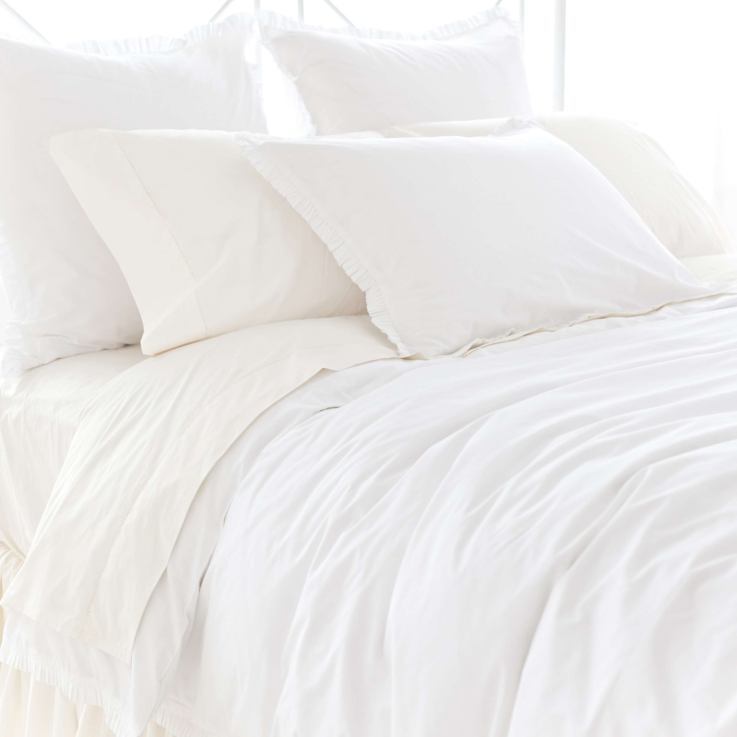 Classic Ruffle Duvet Cover Duvet Covers By Annie Selke