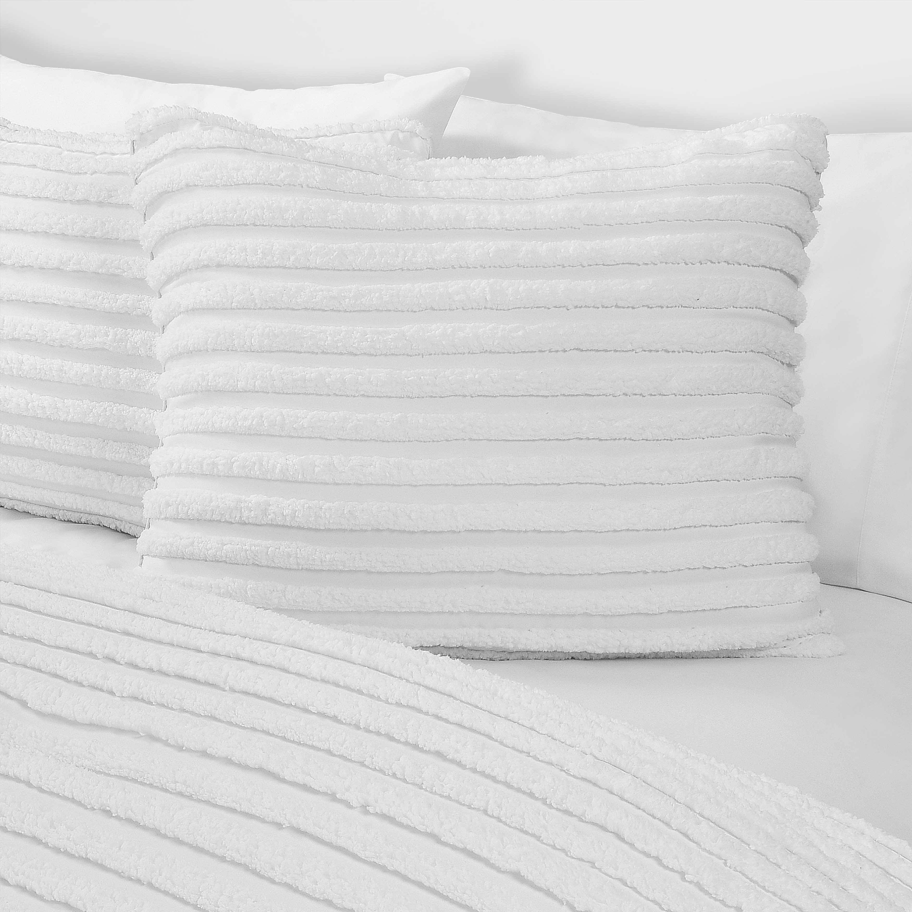 Darby White 3 Piece Comforter Set Comforter Sets By J. Queen New York