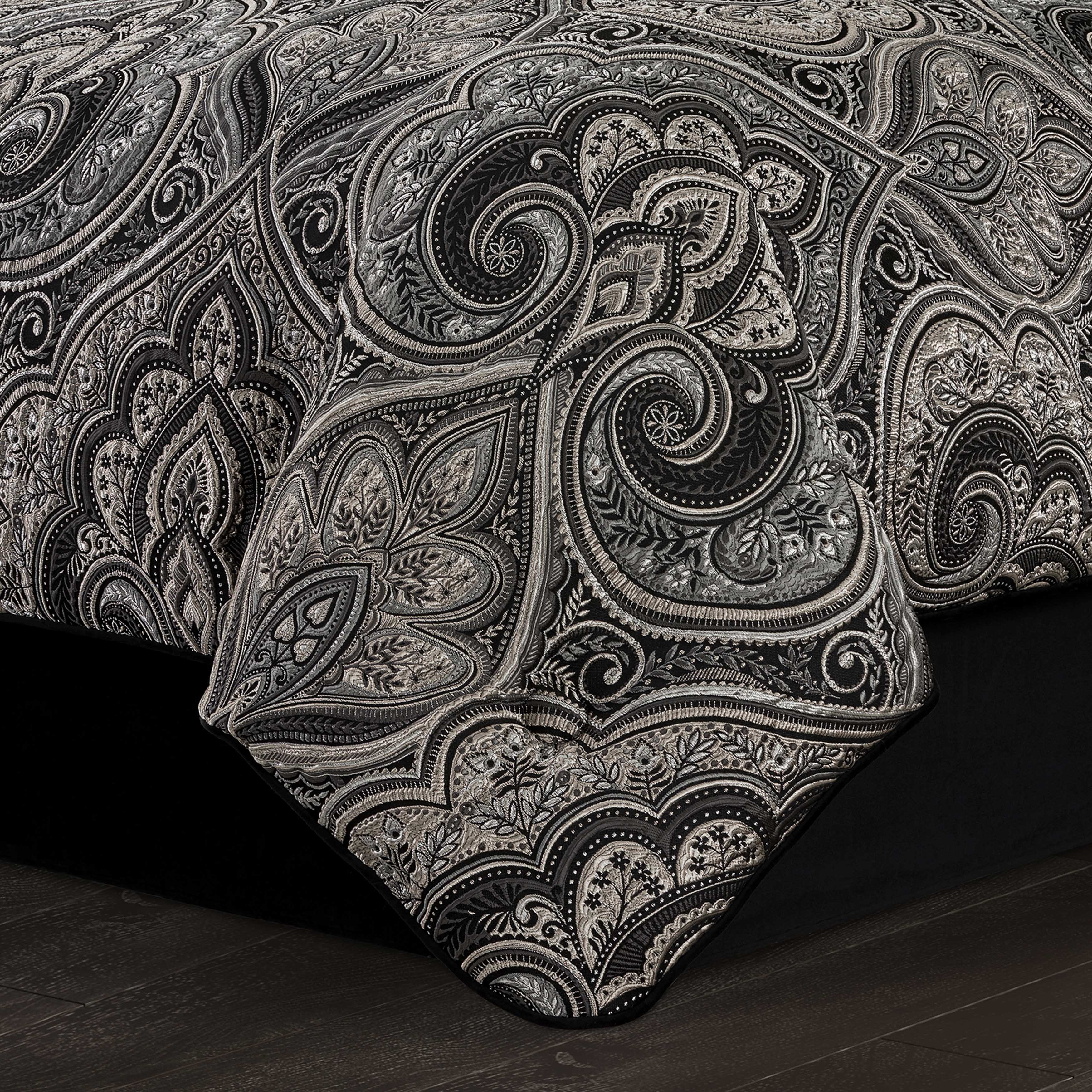 Davinci Black 4 Piece Comforter Set Comforter Sets By J. Queen New York