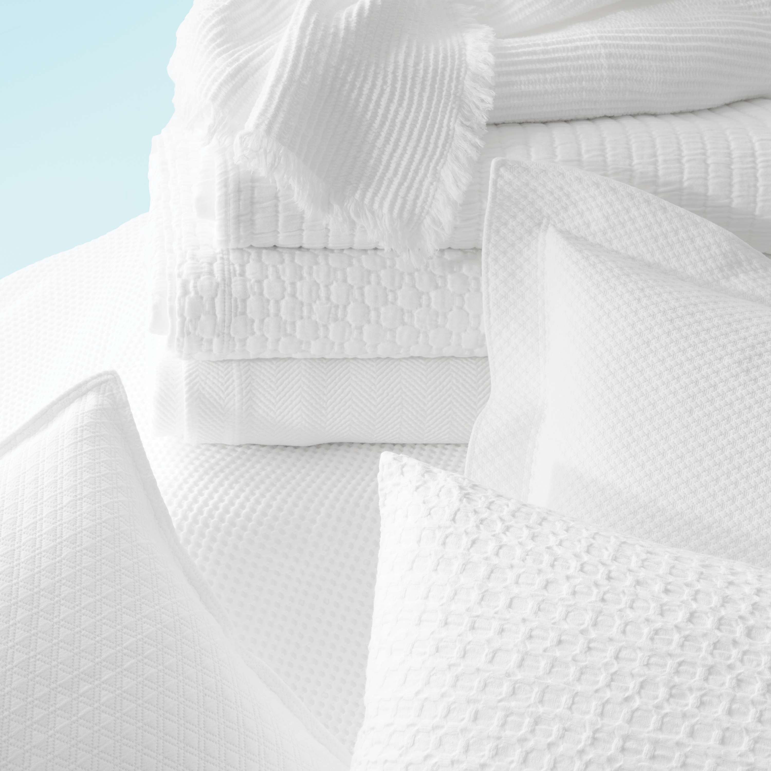 Diamond Matelasse Coverlet Coverlet By Annie Selke