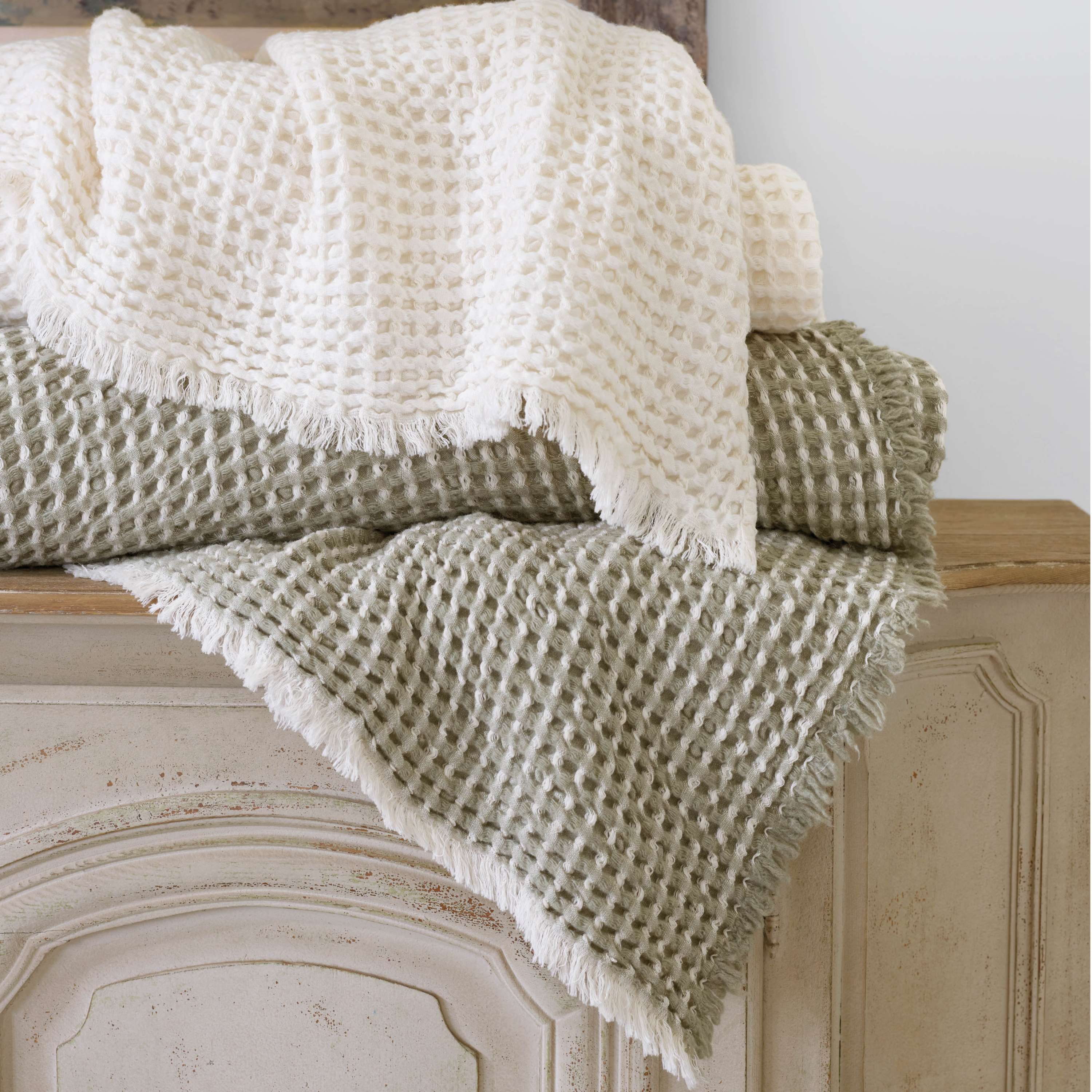 Dorothy Blanket Blanket By Annie Selke