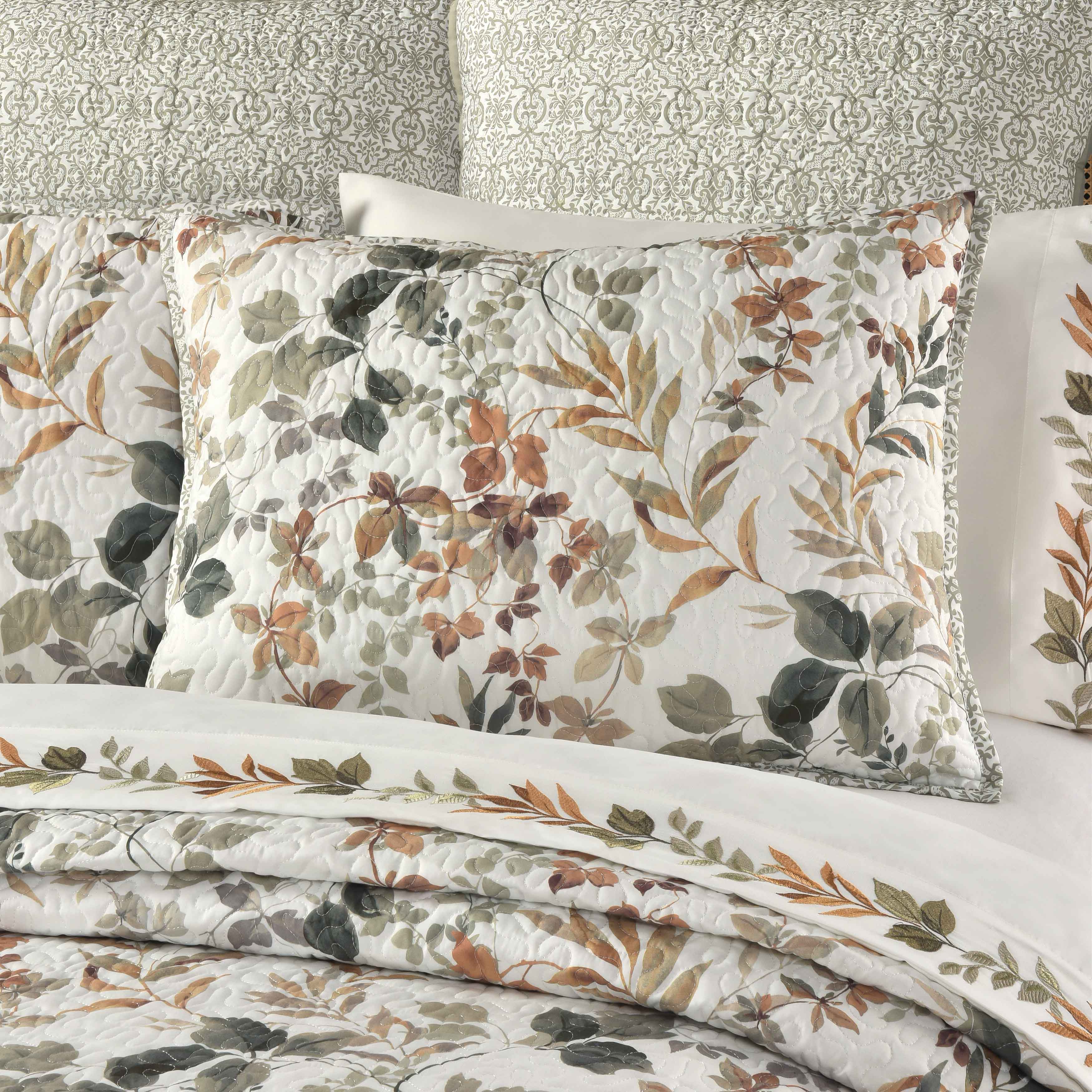 Evergreen Sage 3 Piece Quilt Set Quilt Sets By J. Queen New York