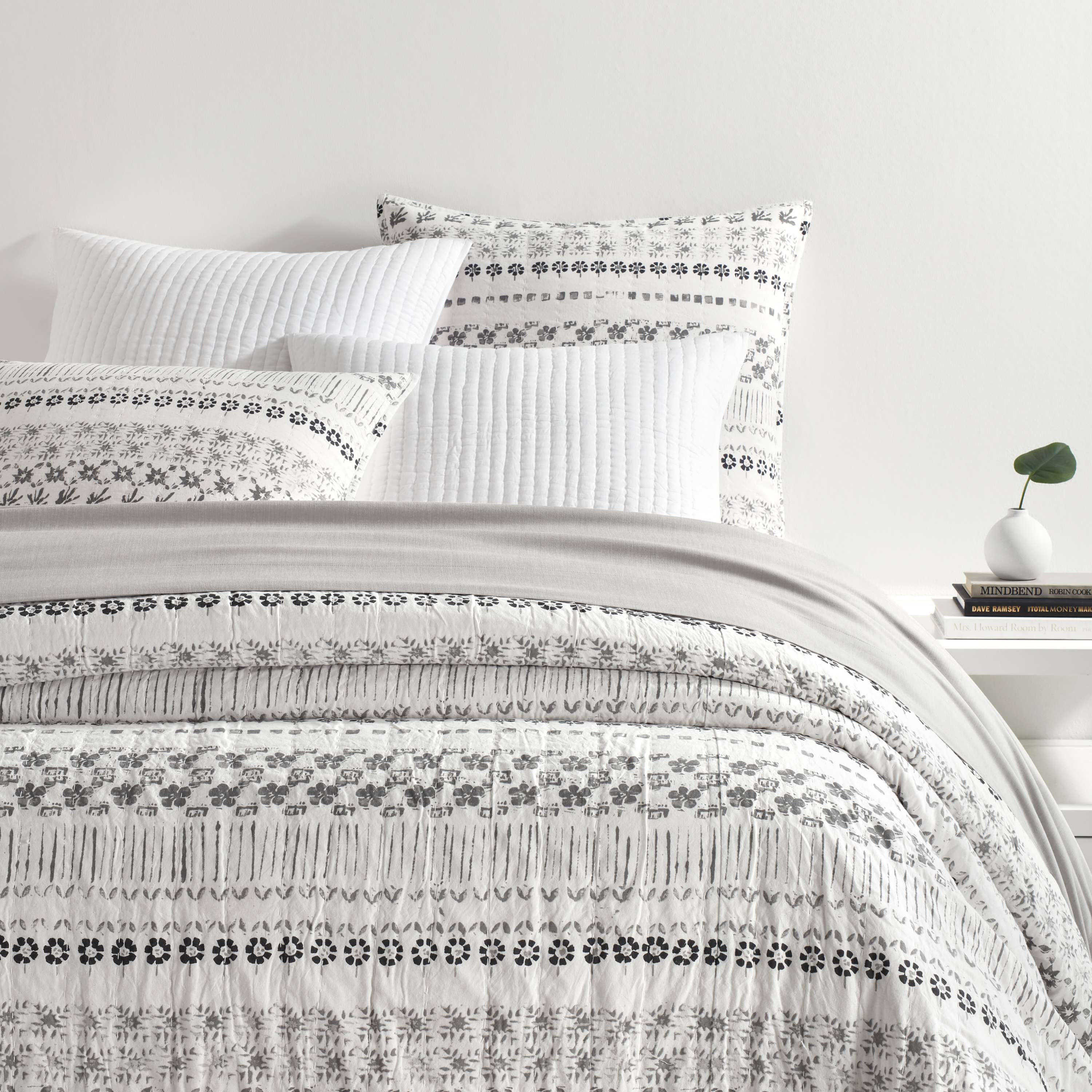 Hawthorn Coverlet Coverlet By Annie Selke