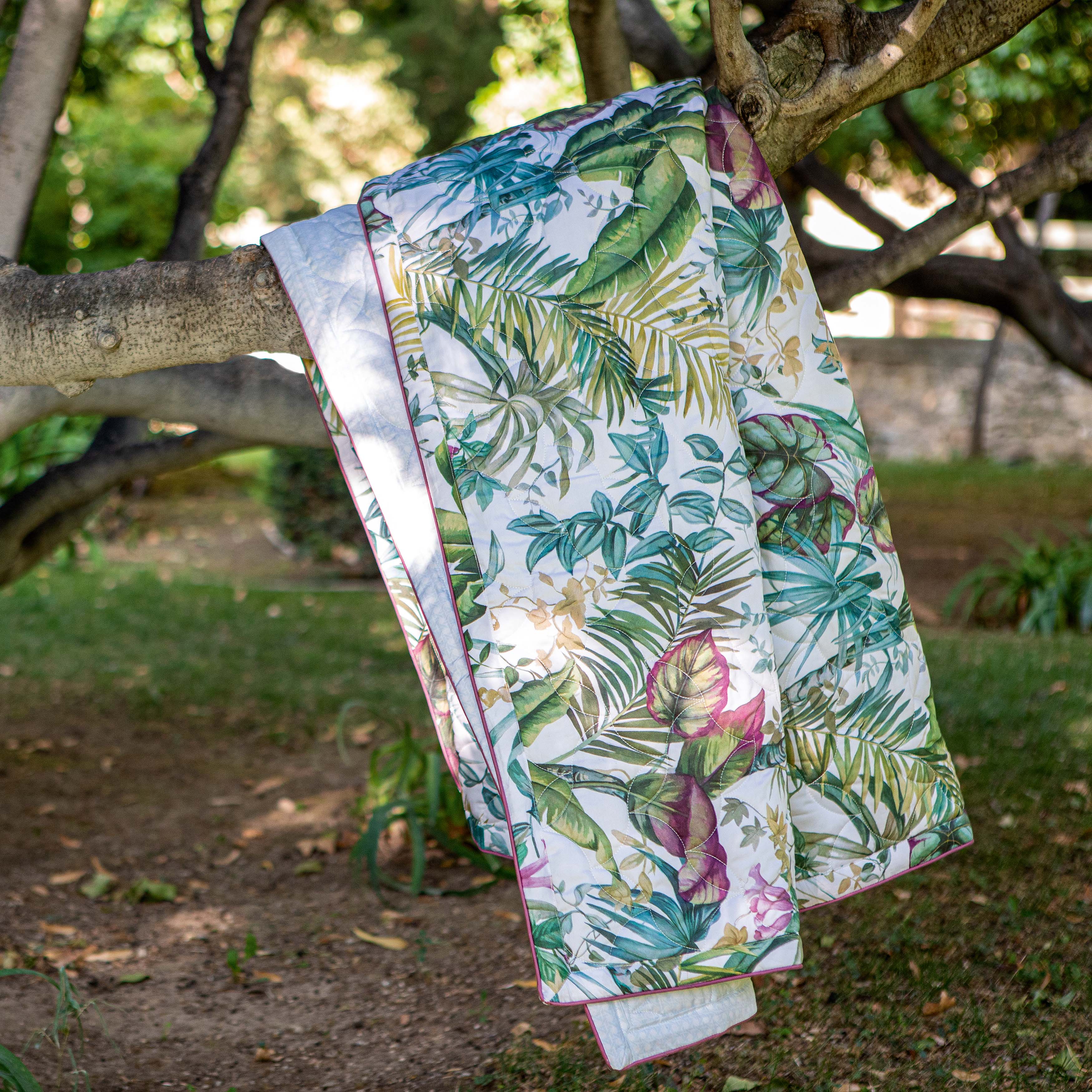 Hesperides Coverlet Coverlet By Anne de Solène