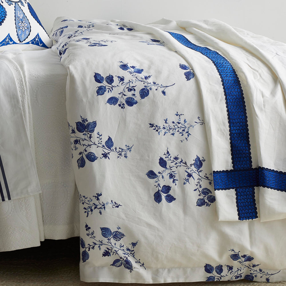 Iznik Throw Throws By Ann Gish