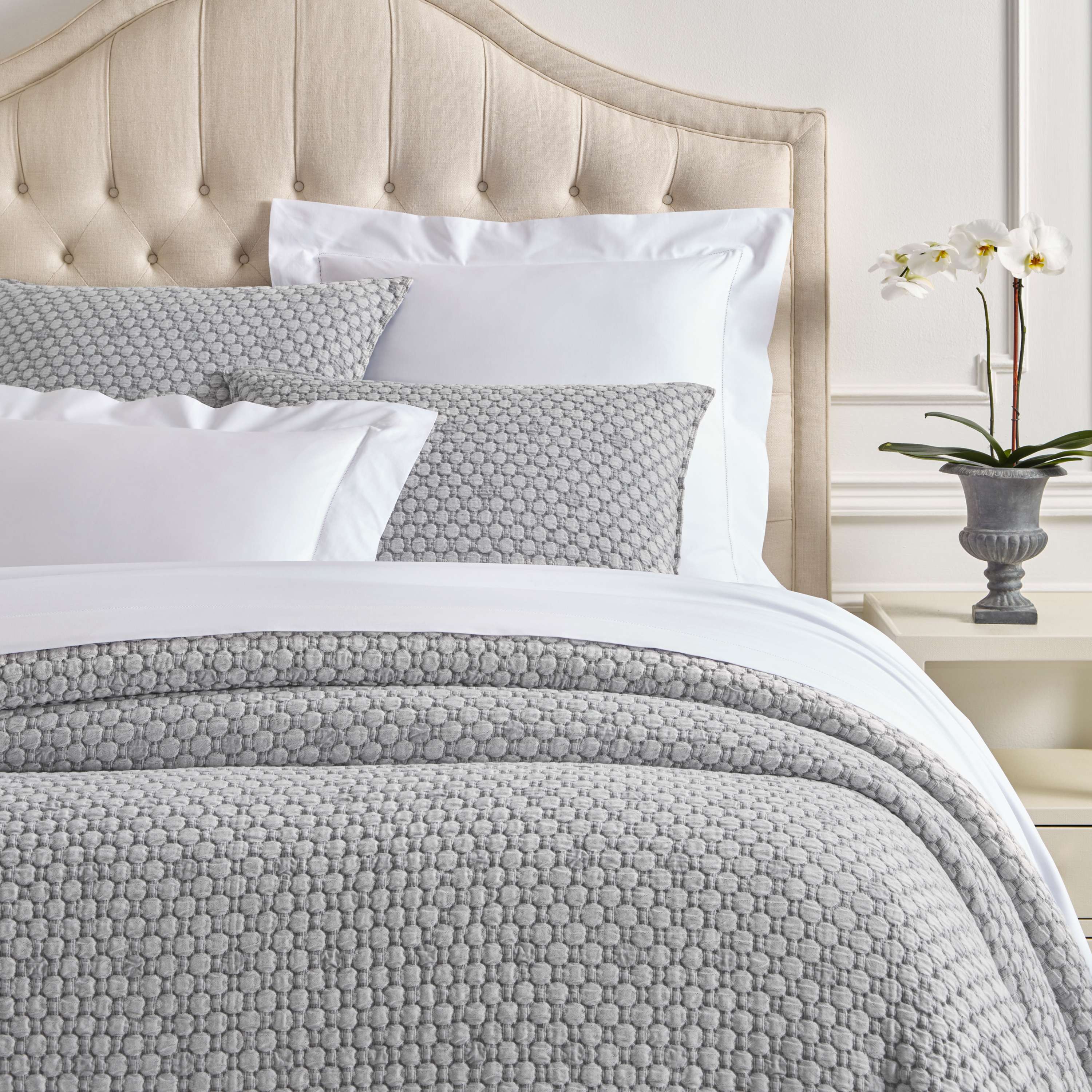 Lodi Matelasse Coverlet Coverlet By Annie Selke