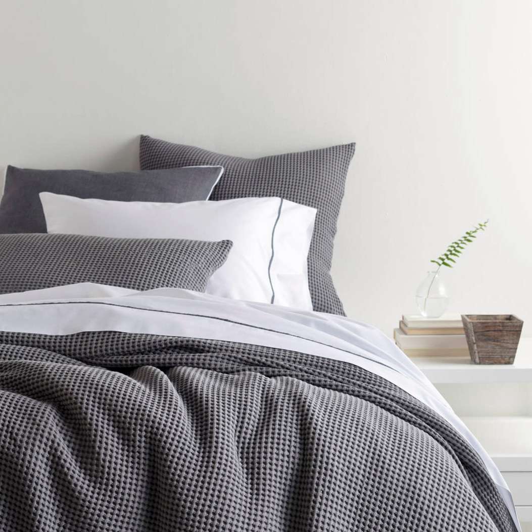 Bubble Matelasse Coverlet Coverlet By Annie Selke