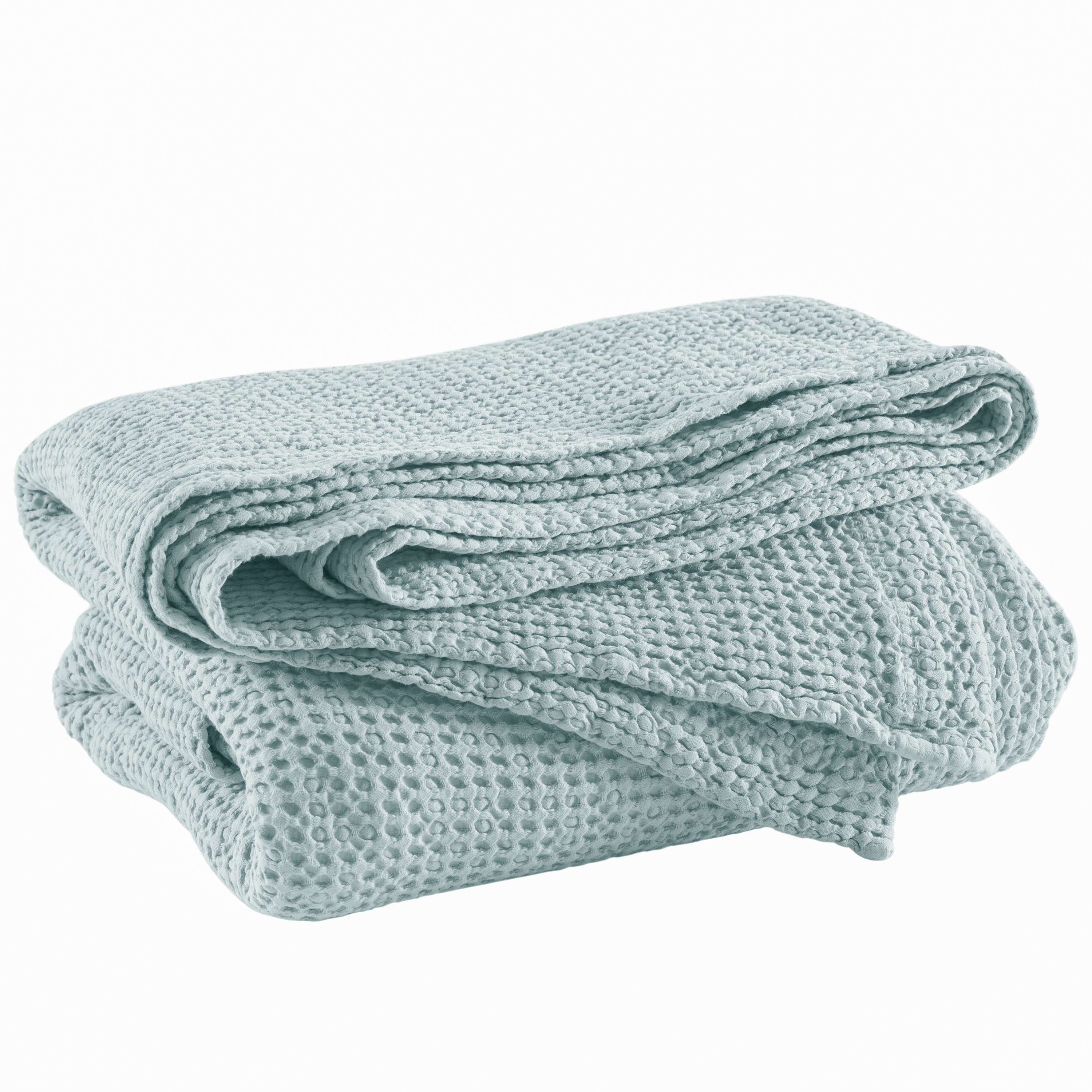 Bubble Matelasse Coverlet Coverlet By Annie Selke