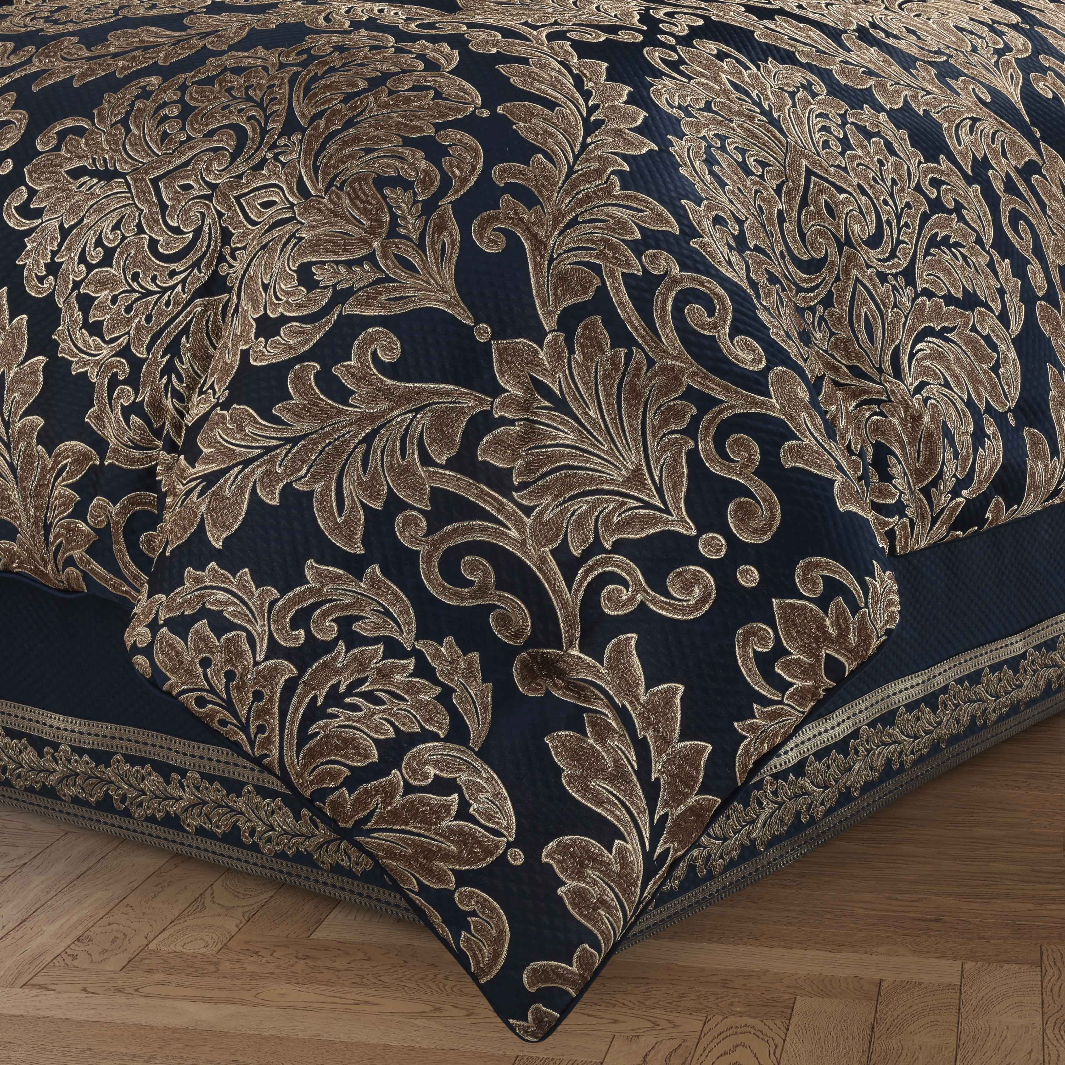 Monte Carlo Navy 4 Piece Comforter Set Comforter Sets By J. Queen New York