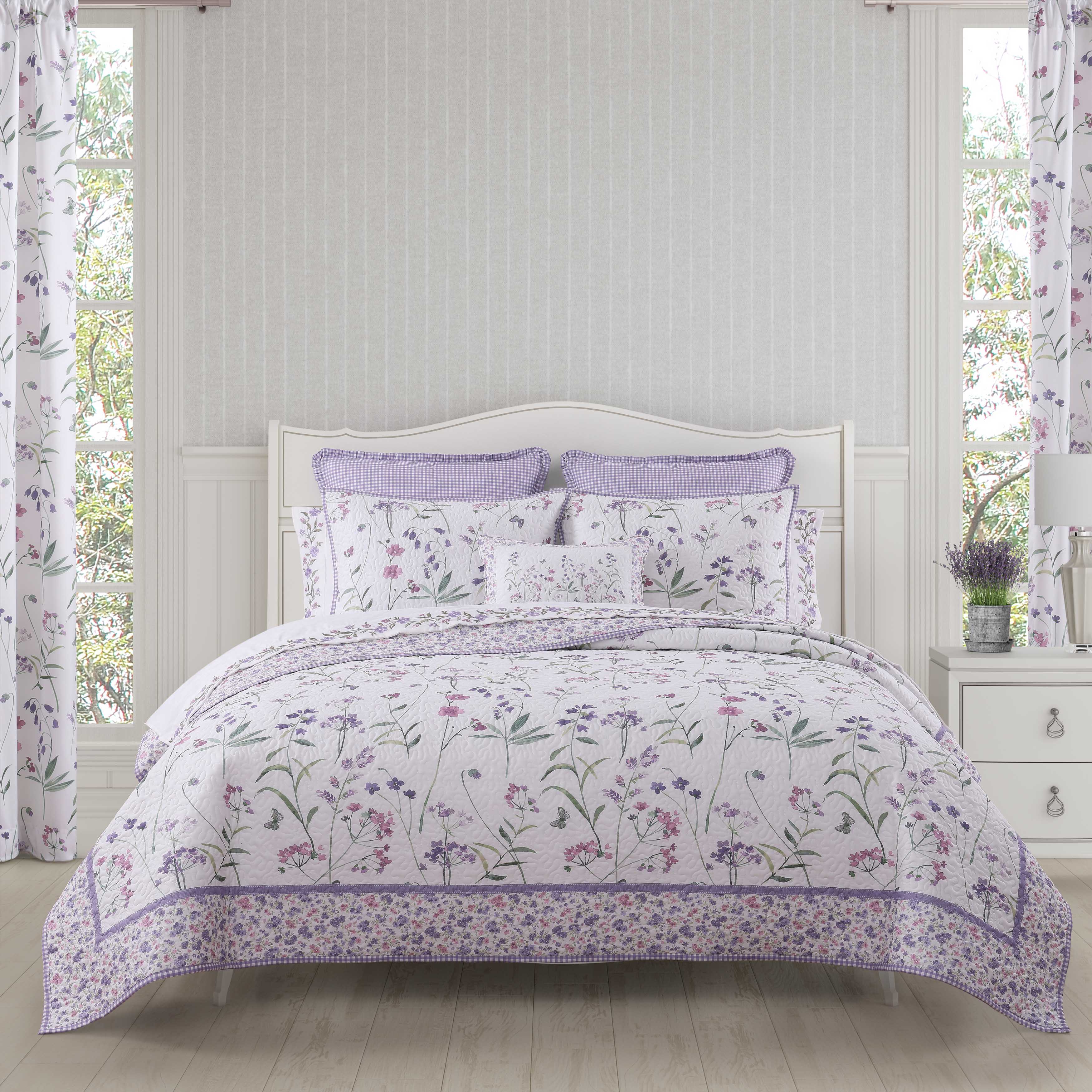 Nola Lilac 3 Piece Quilt Set Quilt Sets By J. Queen New York