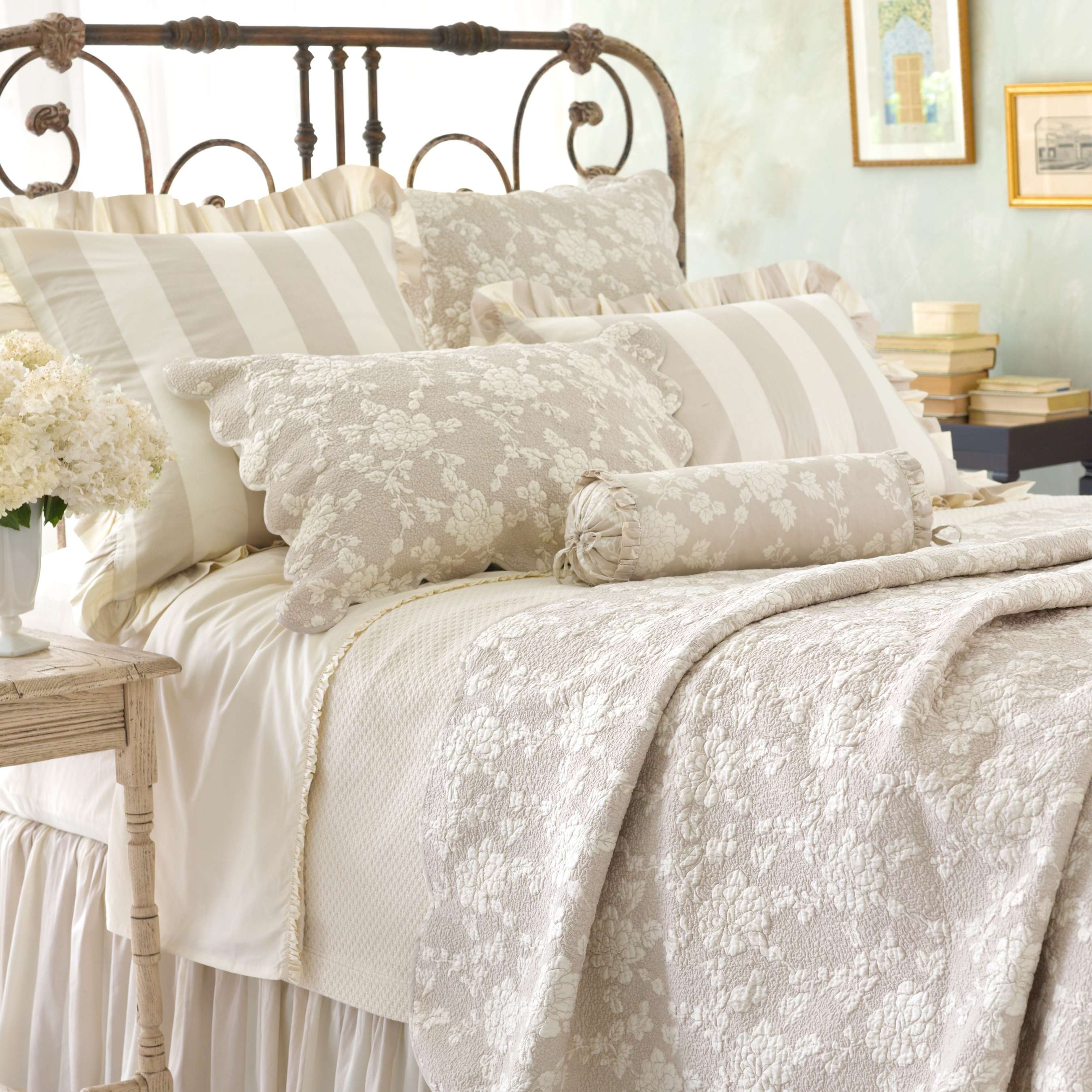 Petite Trellis Matelasse Coverlet Coverlet By Annie Selke
