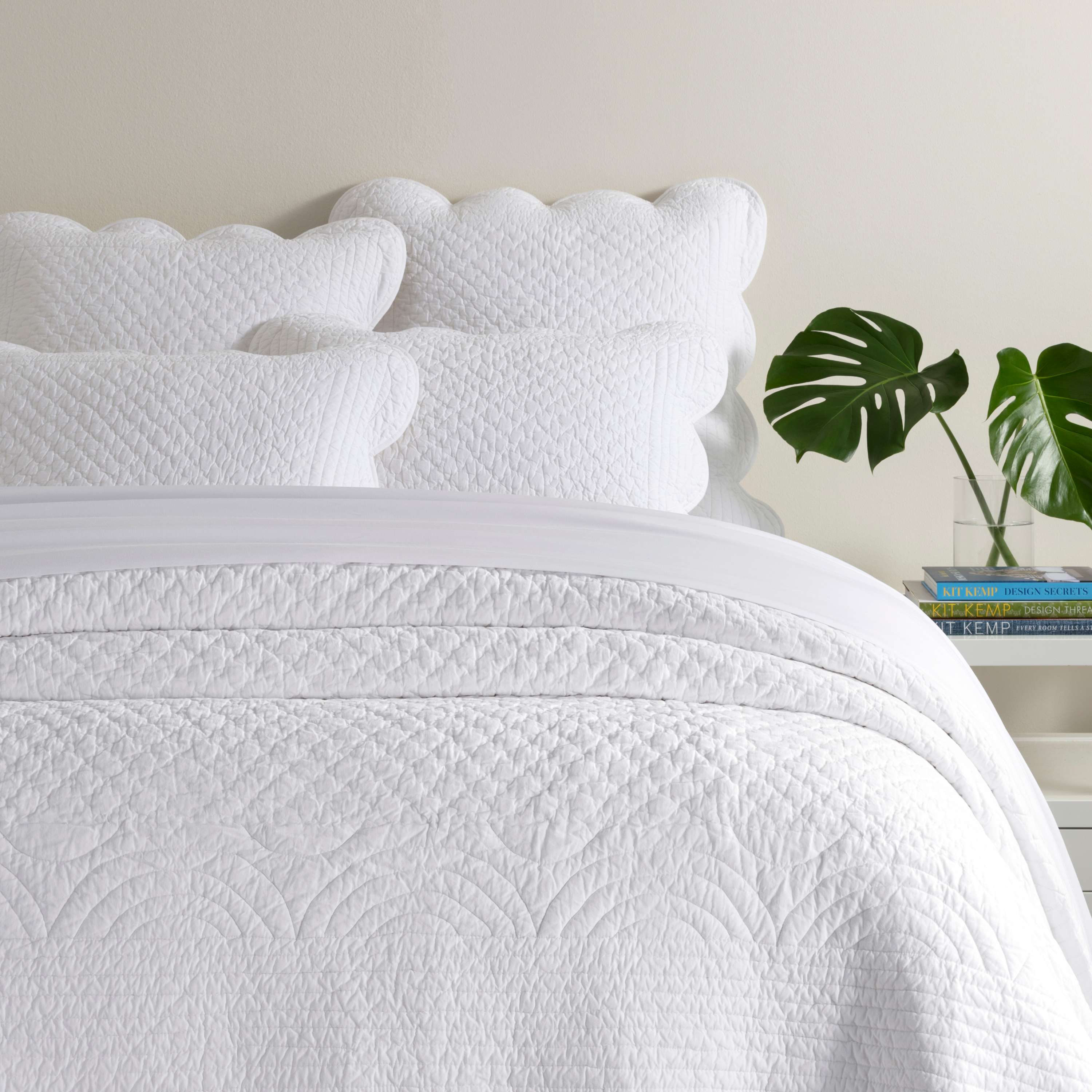 Power Shake Scallop Quilt Quilt Sets By Annie Selke