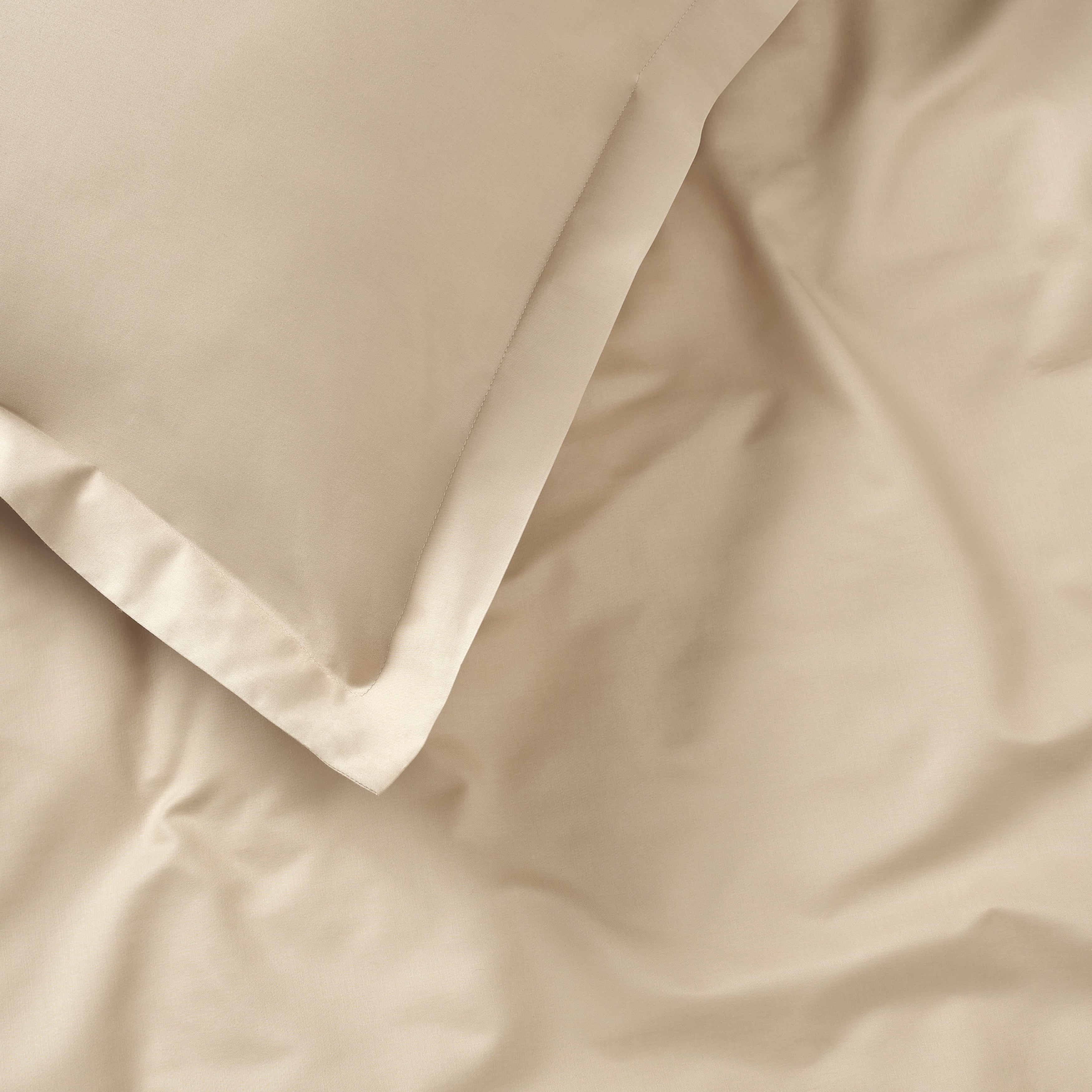 Premier Sateen 3 Piece Duvet Cover Set Duvet Covers By J. Queen New York