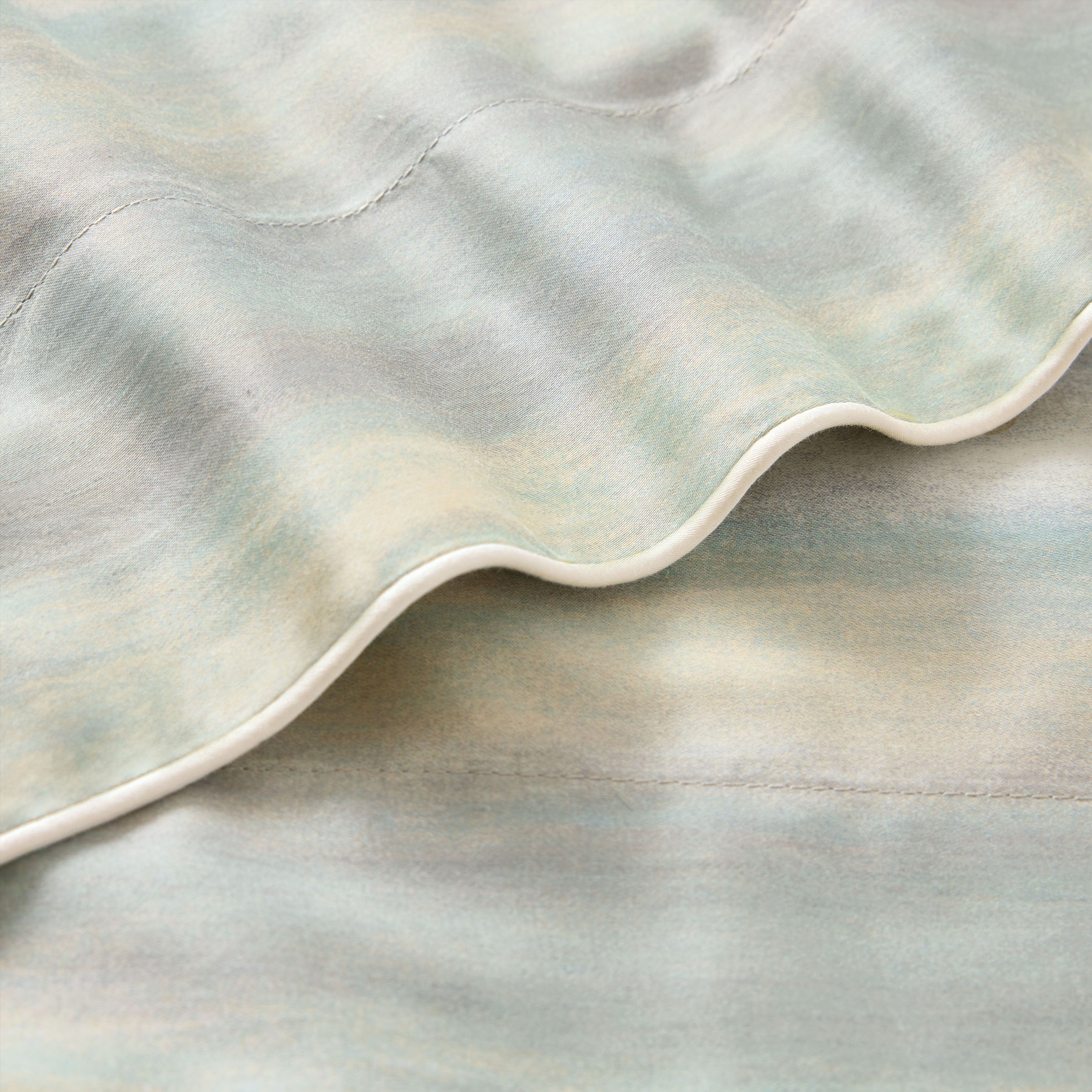 Sillage Flat Sheet Flat Sheet By Anne de Solène