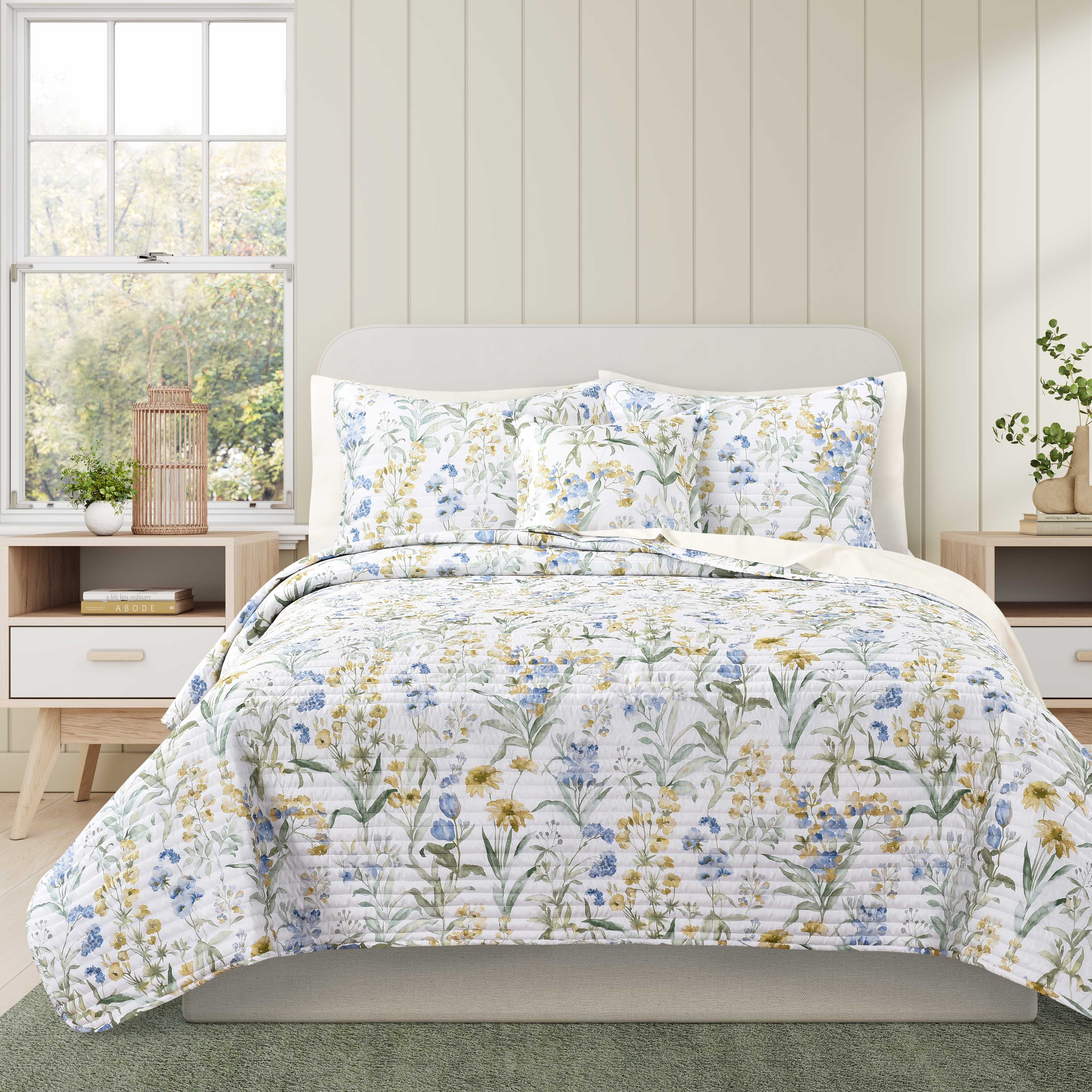 Tallulah Blue 3 Piece Quilt Set Quilt Sets By J. Queen New York