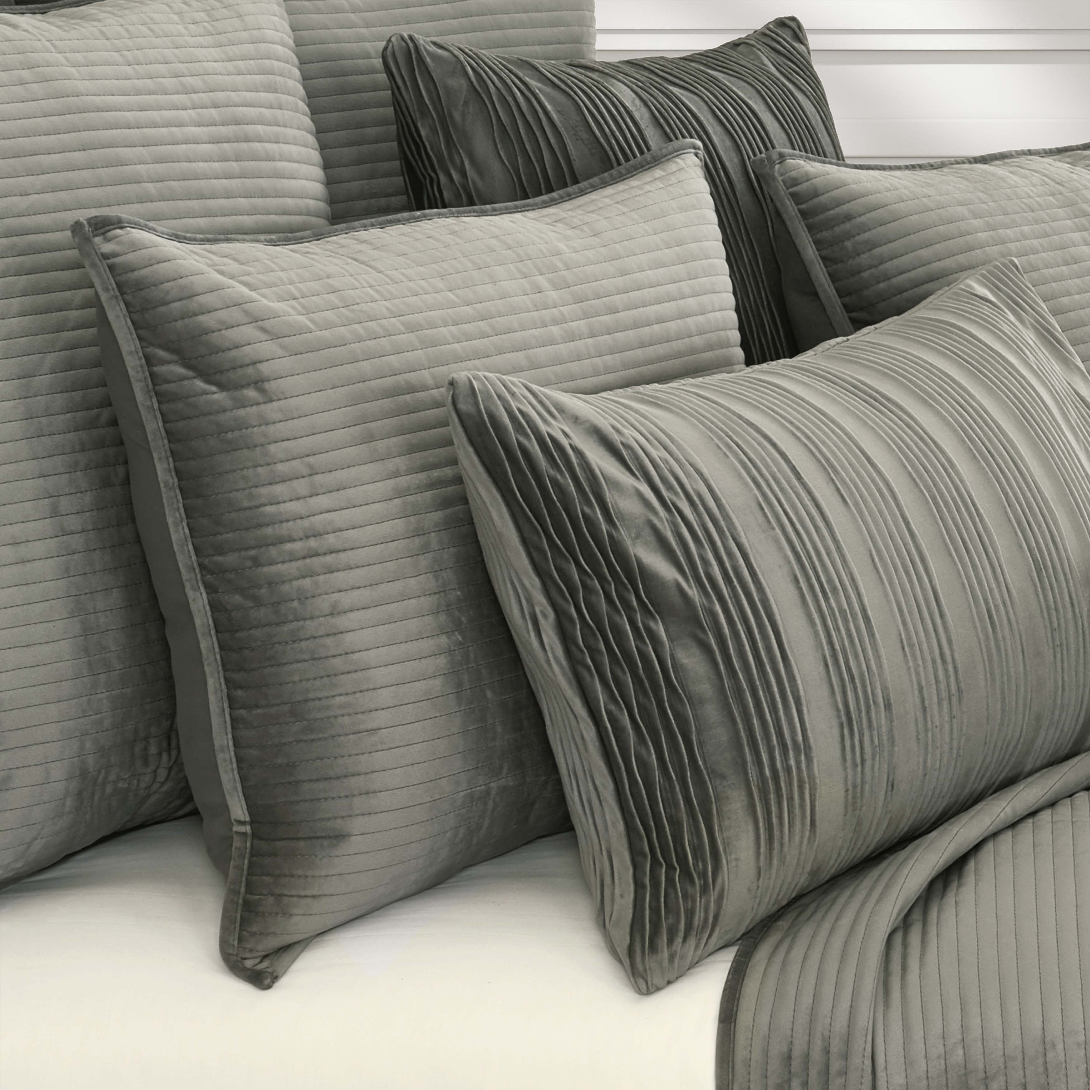 Townsend Quilt Quilt Sets By J. Queen New York