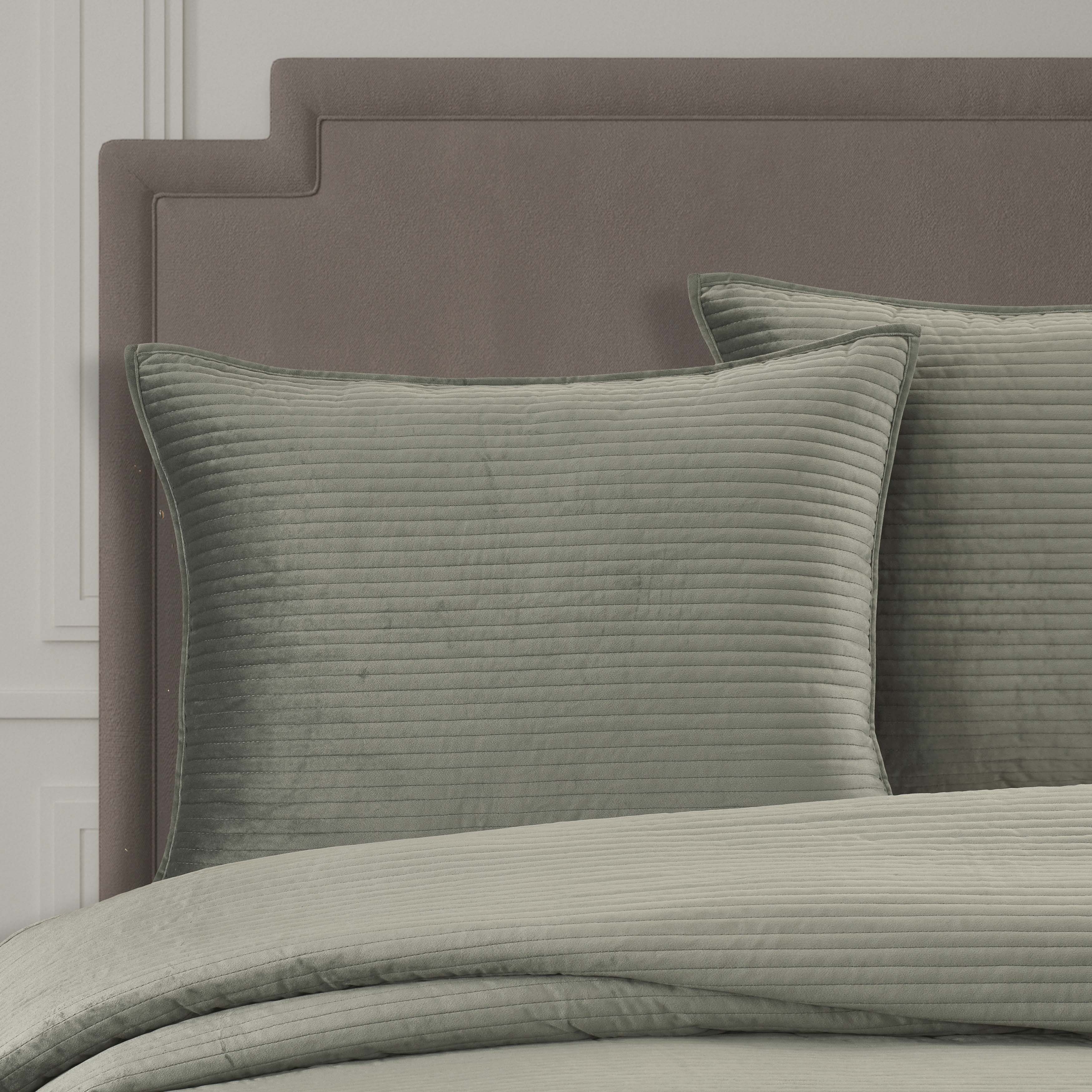 Townsend Quilt Quilt Sets By J. Queen New York