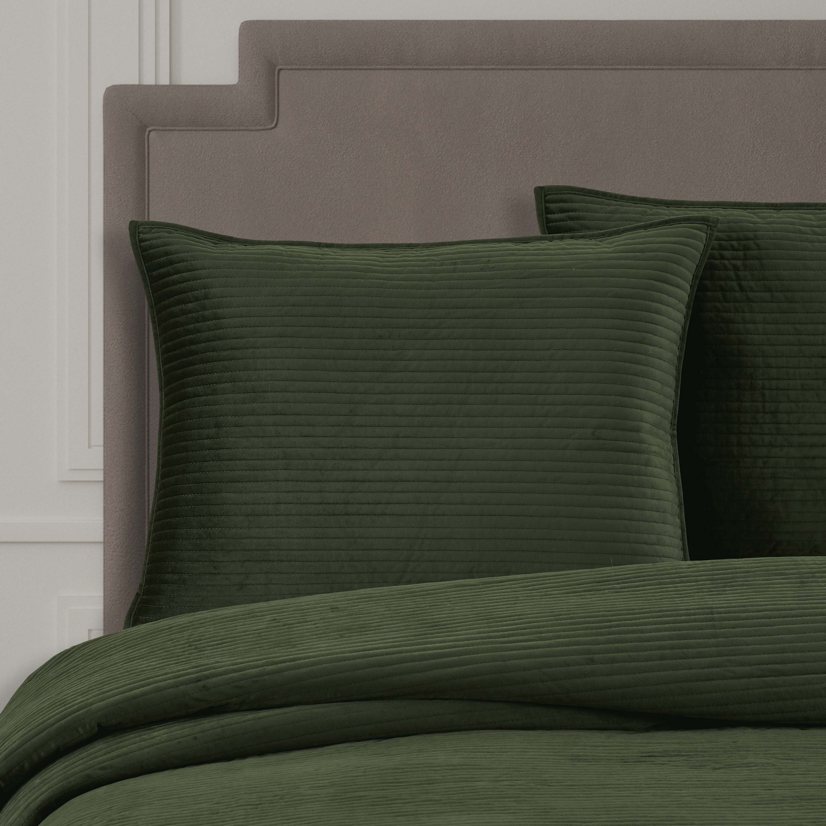 Townsend Quilt Quilt Sets By J. Queen New York