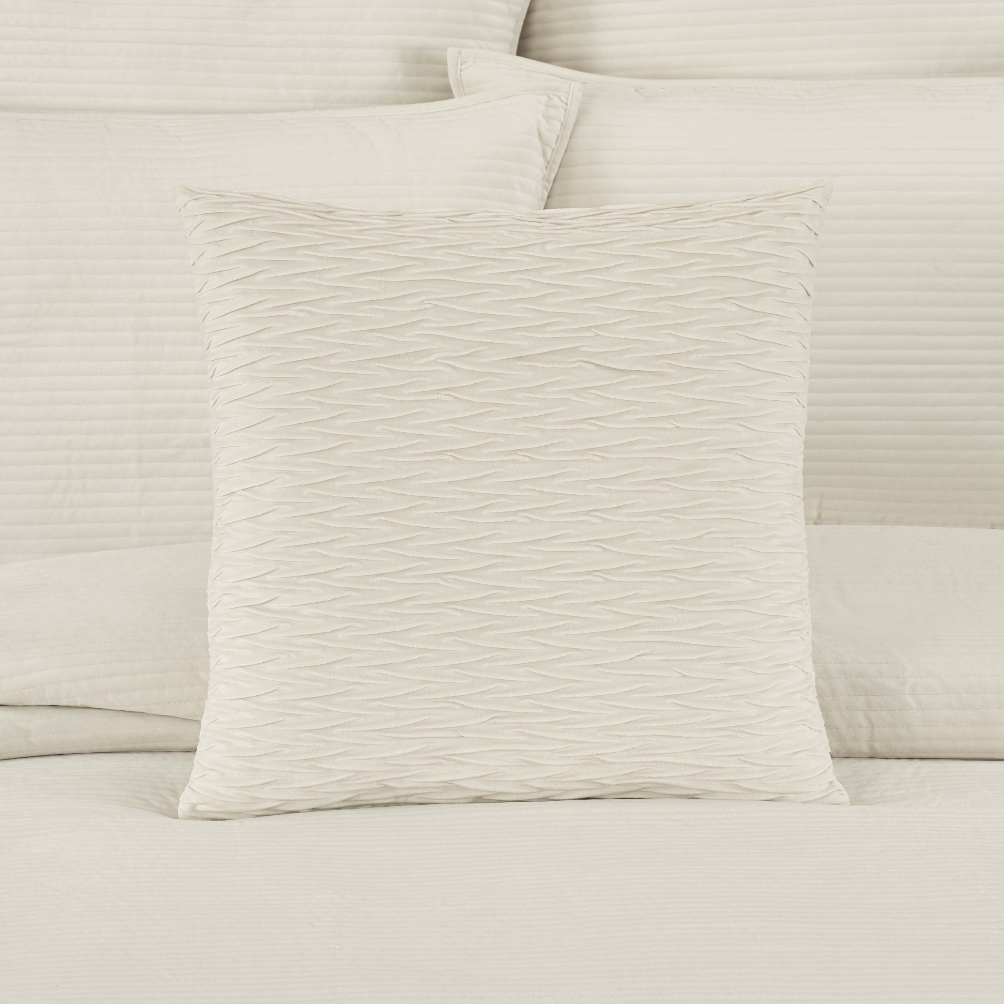 Townsend Ripple Square Decorative Throw Pillow 20" x 20" Throw Pillows By J. Queen New York
