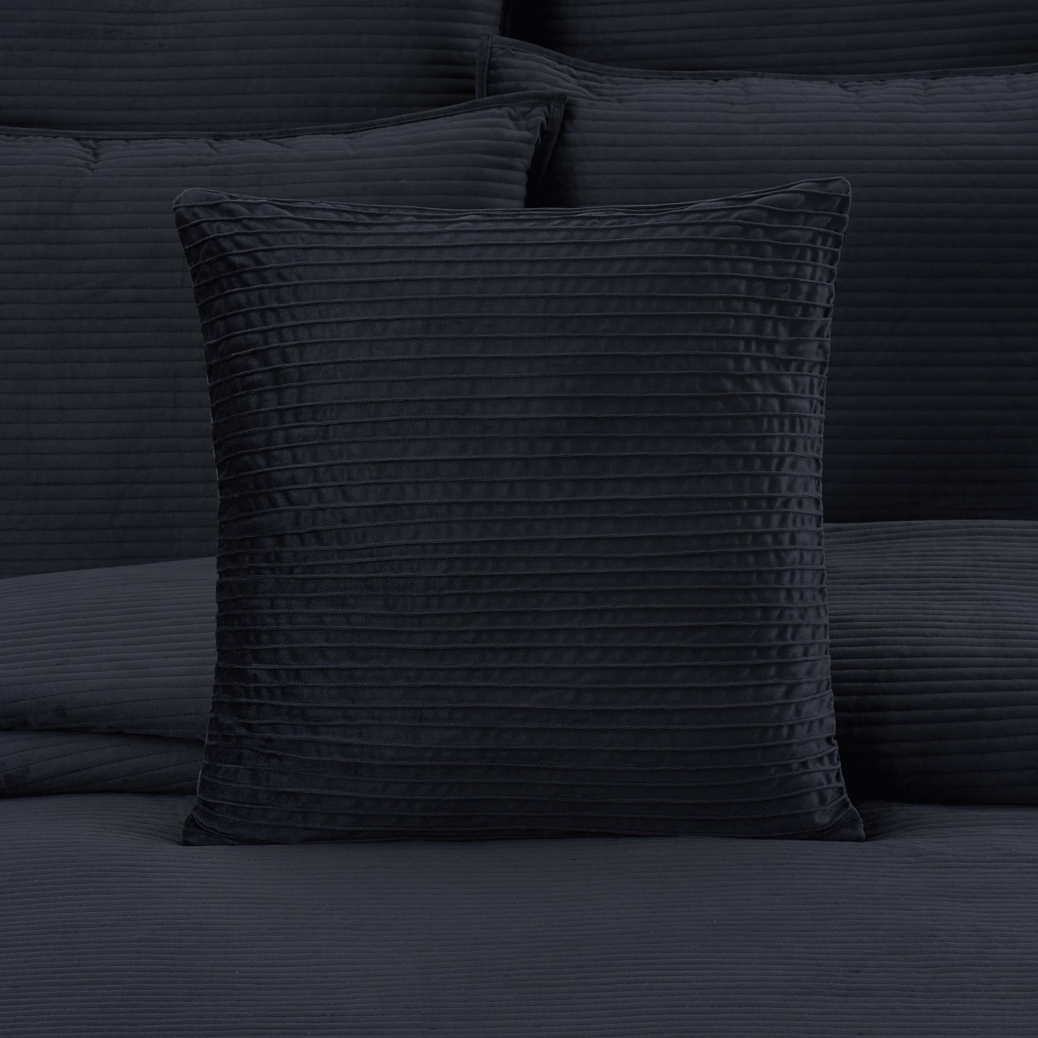 Townsend Straight Square Decorative Throw Pillow 20" x 20" Throw Pillows By J. Queen New York