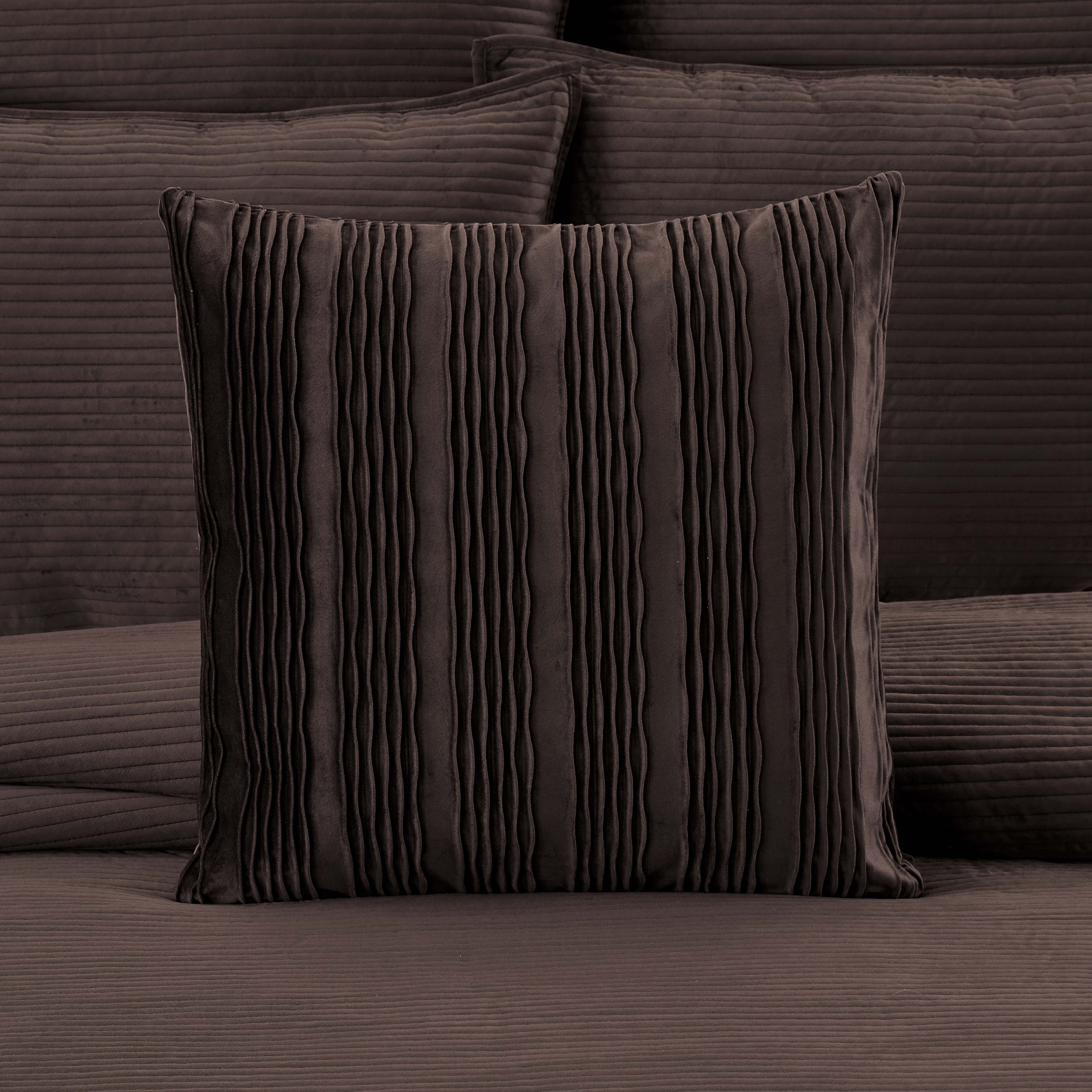 Townsend Wave Square Decorative Throw Pillow 20" x 20" Throw Pillows By J. Queen New York