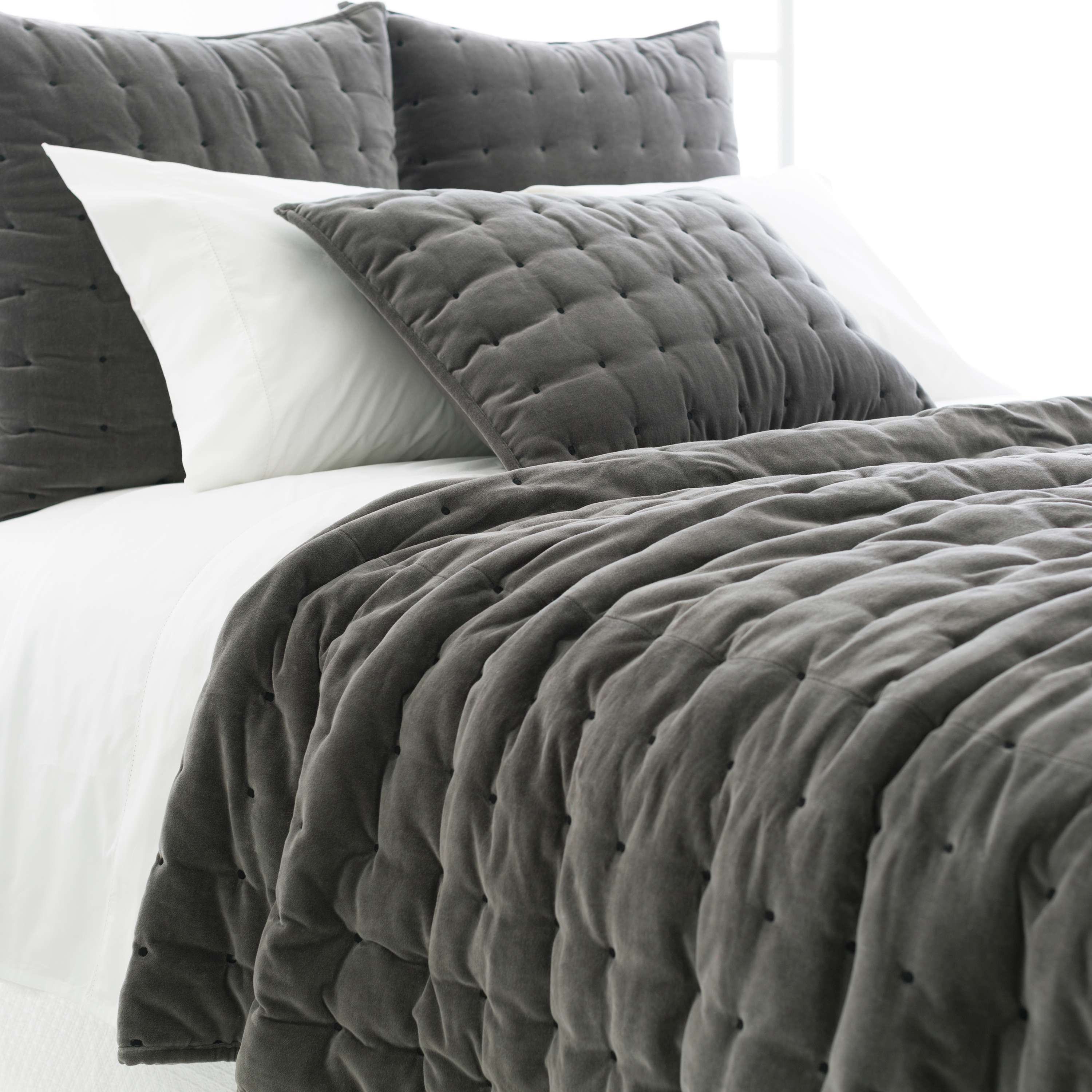 Vienna Velvet Quilt Quilt Sets By Annie Selke