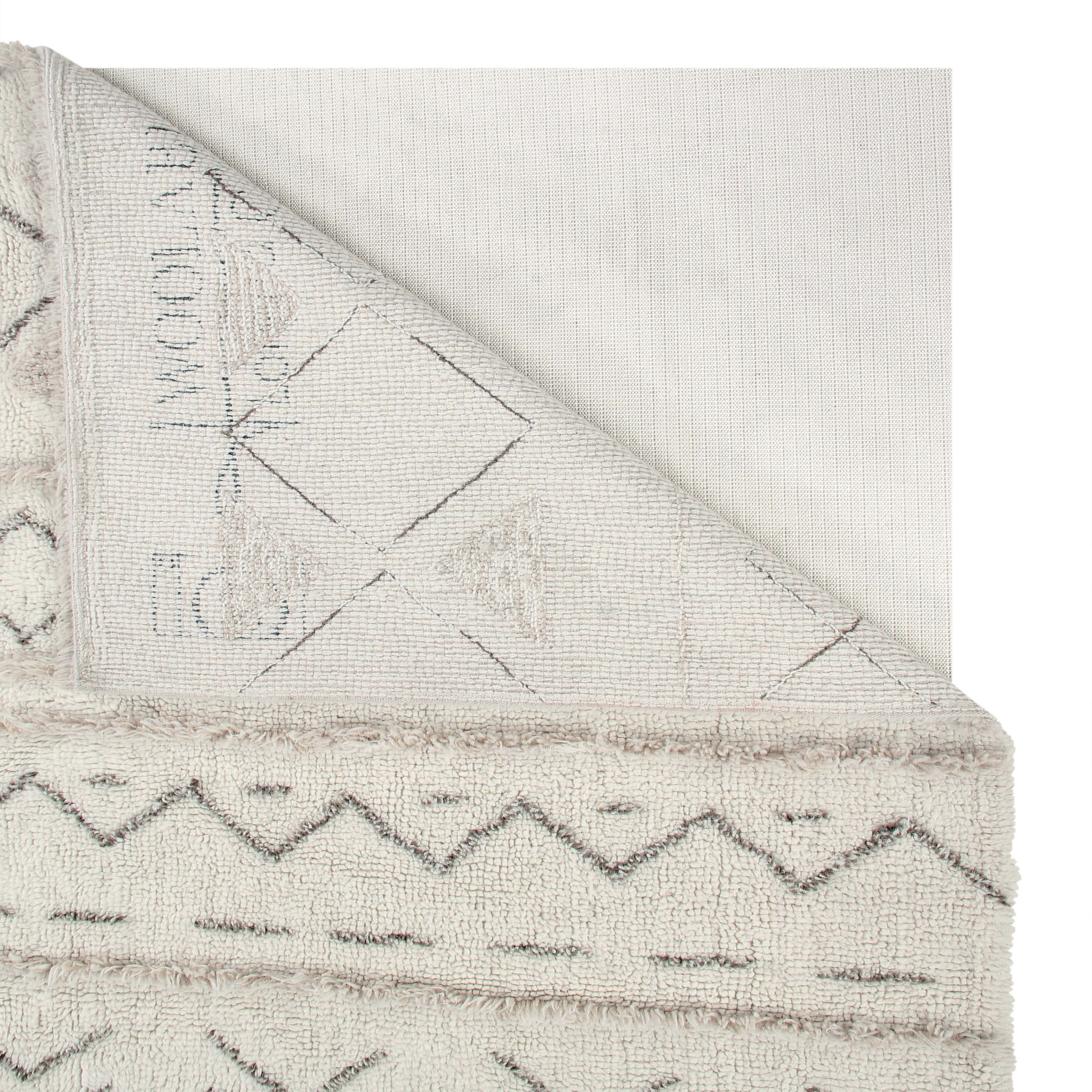Bereber Style Lakoda Woolable Rug Rug By Lorena Canals