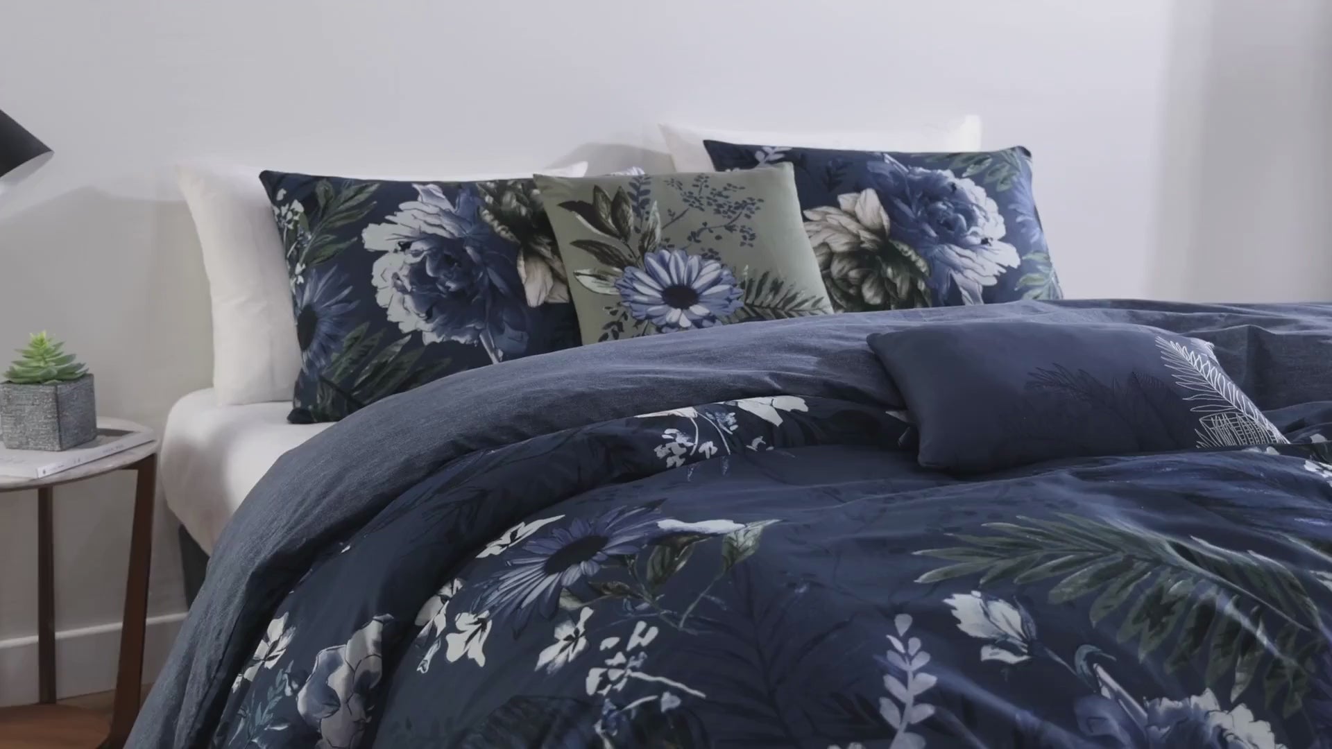 Bebejan Daisy Blue 5 Piece Queen Size Reversible Comforter Set - FINAL SALE Comforter Sets By US Office - Latest-bedding