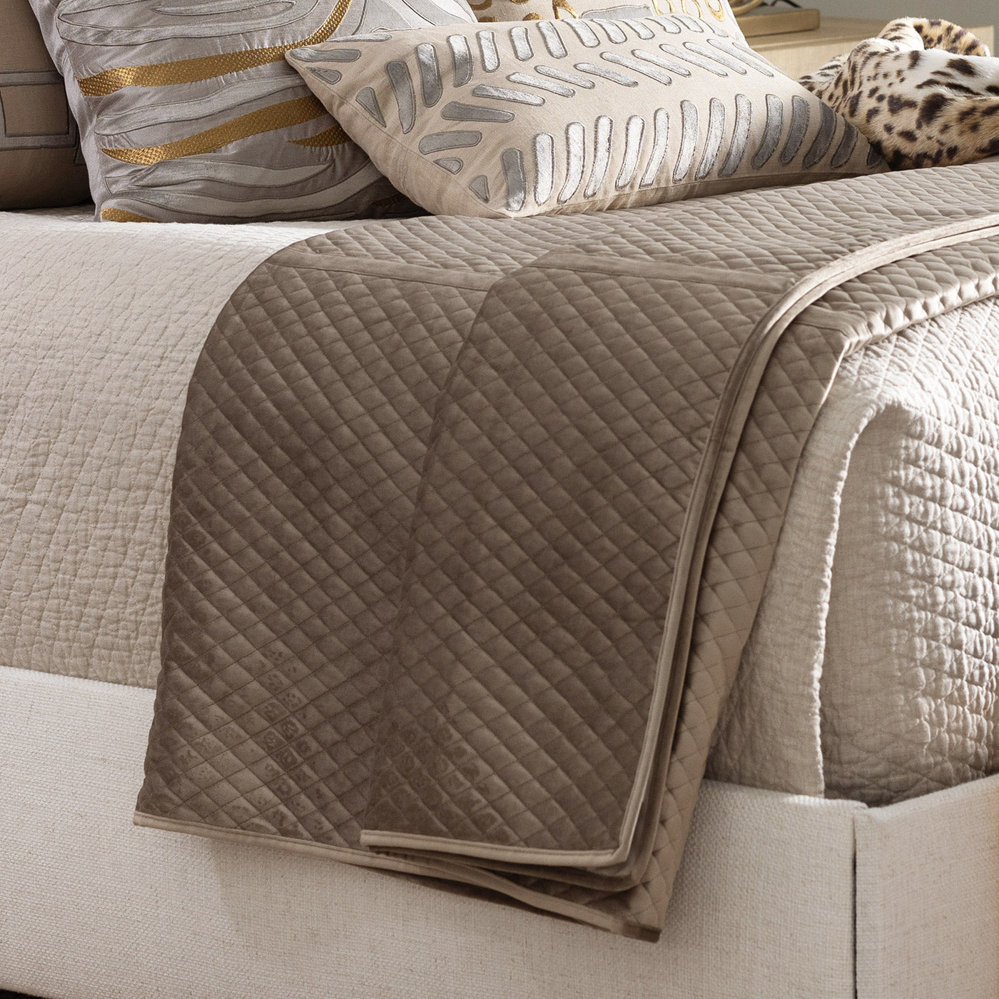 Valentina Velvet Coverlet Coverlet By Lili Alessandra