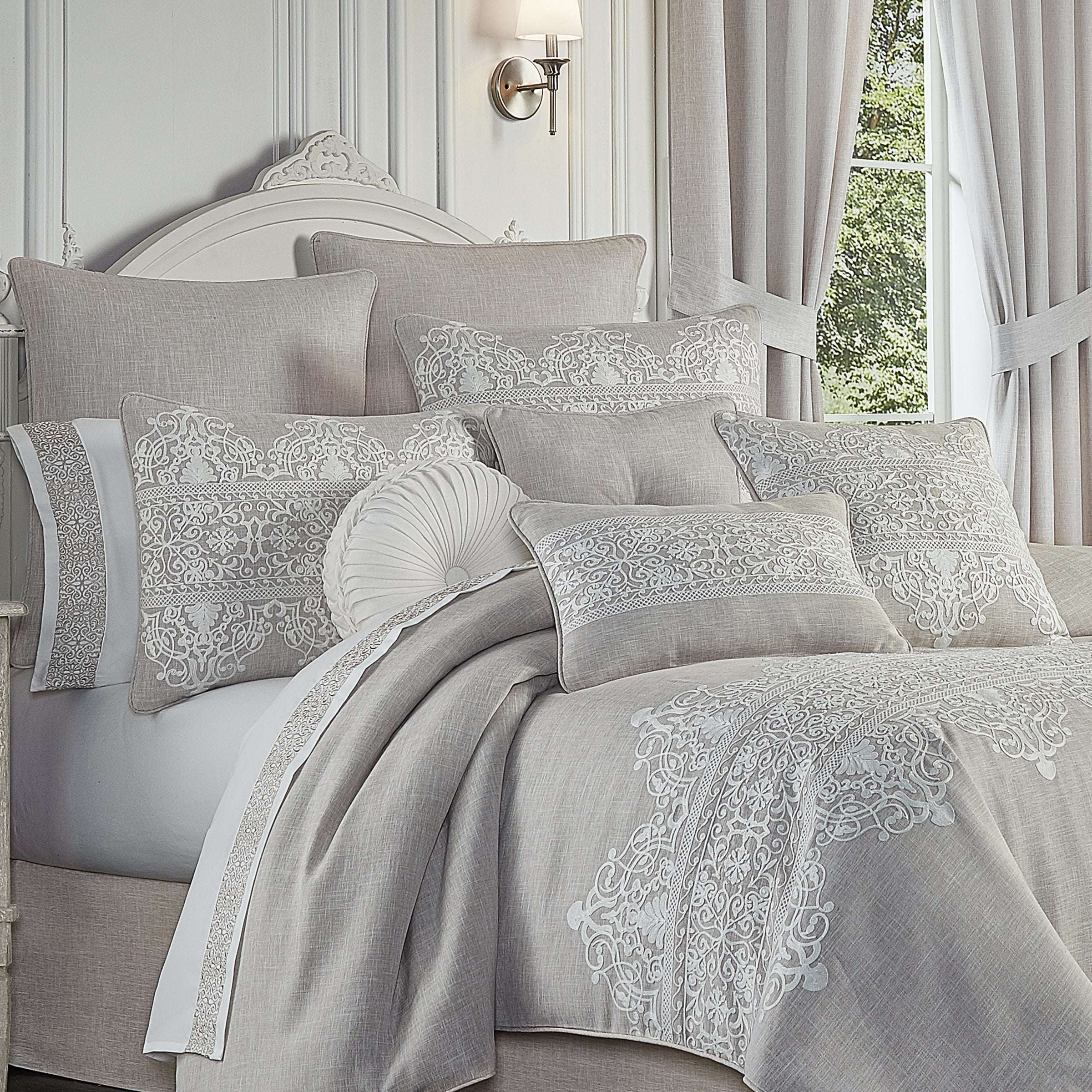 Aimee Beige 4-Piece Comforter Set By J Queen Comforter Sets By J. Queen New York