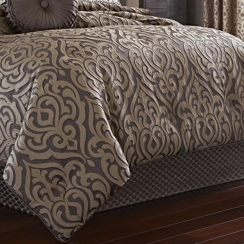 Astoria MINK 4-Piece Comforter Set By J Queen Comforter Sets By J. Queen New York