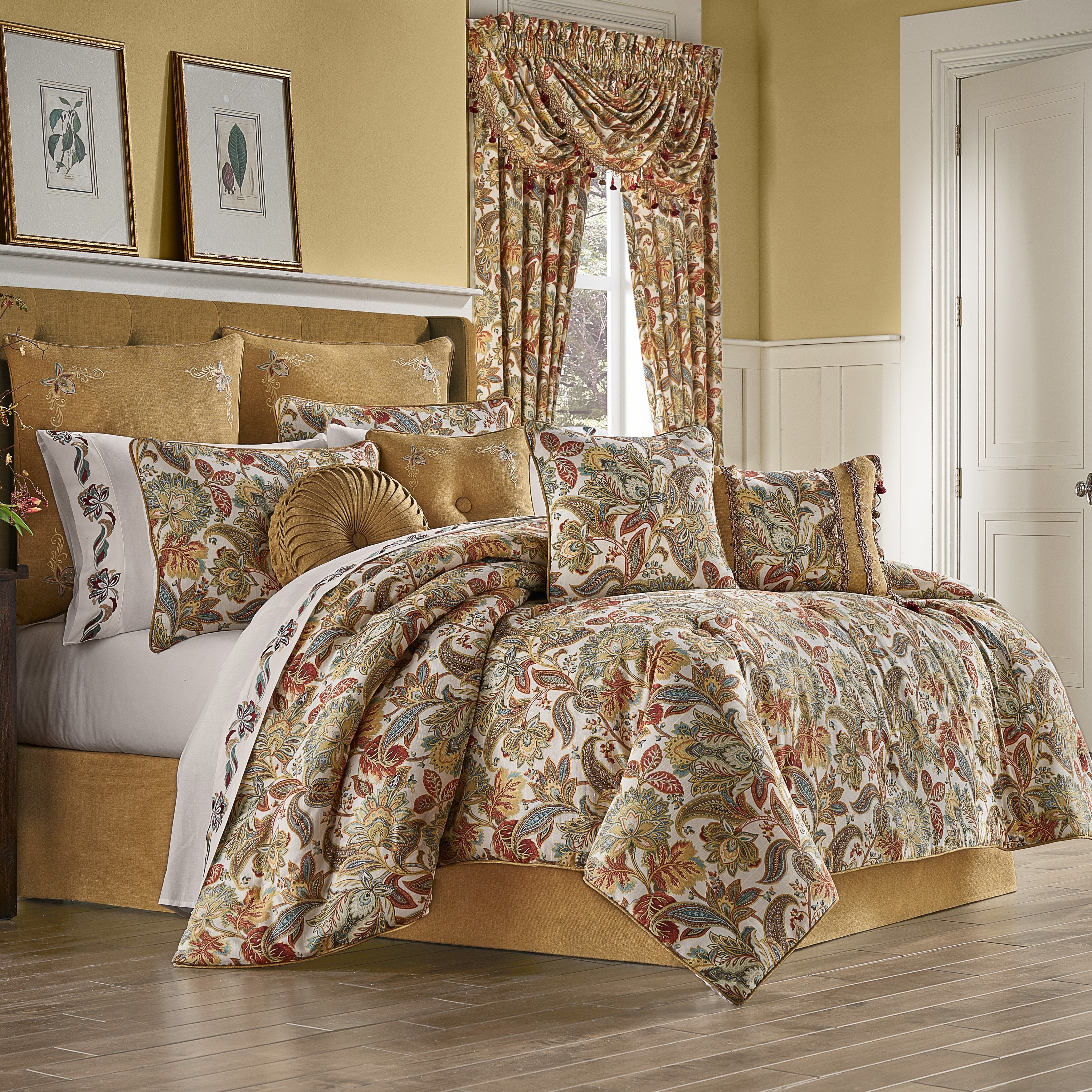 August Multi 4-Piece Comforter Set By J Queen Comforter Sets By J. Queen New York