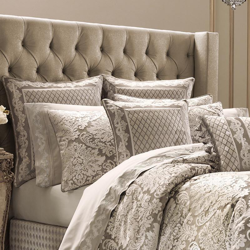 BelAir Sand 4-Piece Comforter Set By J Queen Comforter Sets By J. Queen New York