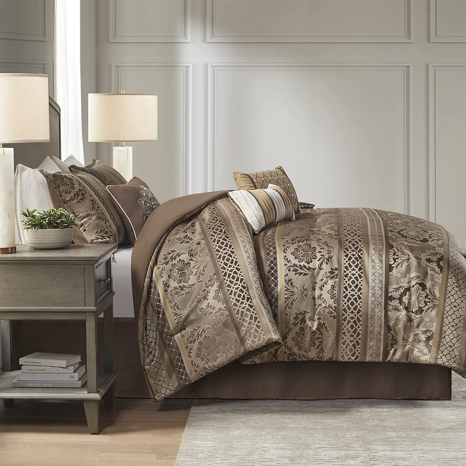 Classic Chain 7-Piece Comforter Set Comforter Sets By JLA HOME/Olliix (E & E Co., Ltd)