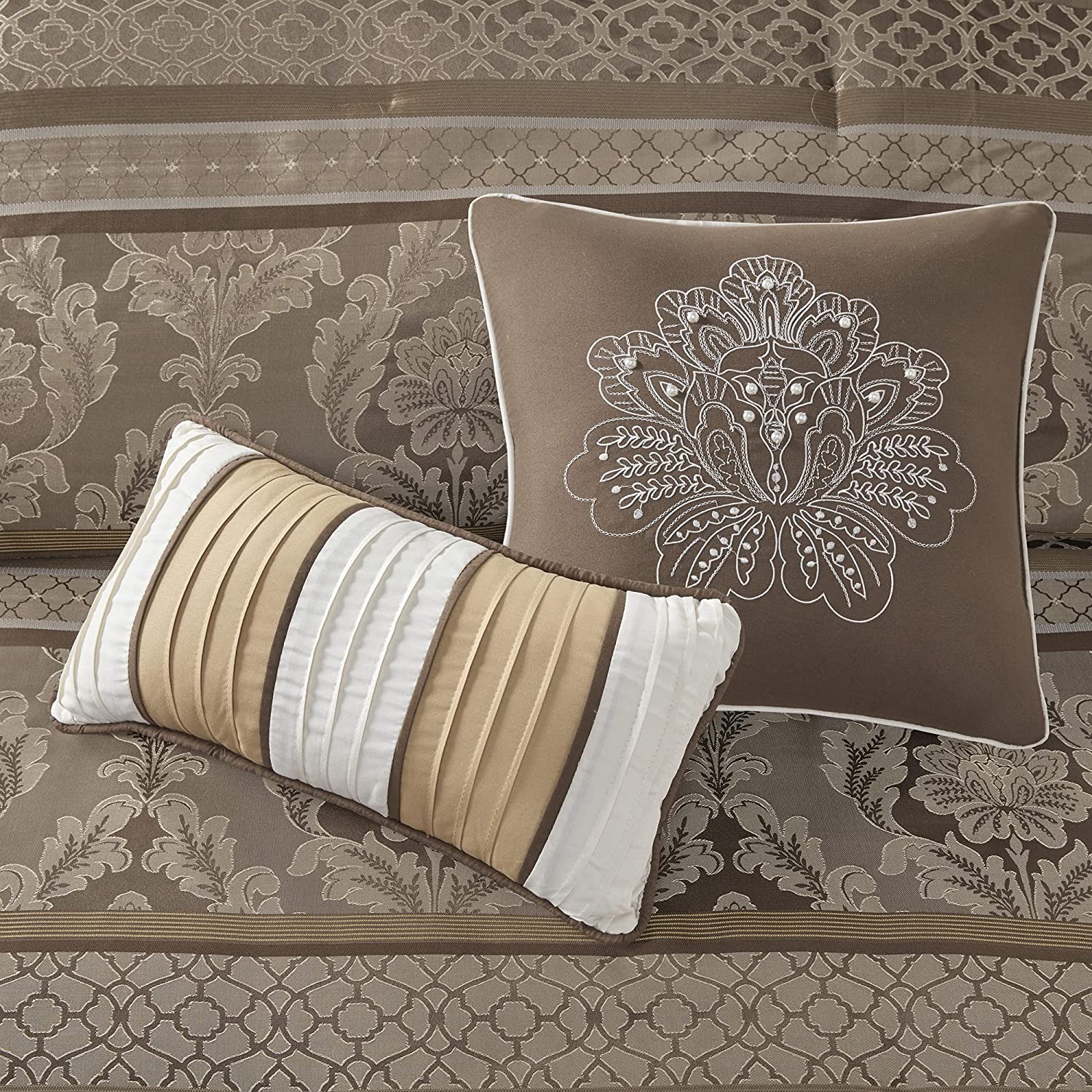 Classic Chain 7-Piece Comforter Set Comforter Sets By JLA HOME/Olliix (E & E Co., Ltd)