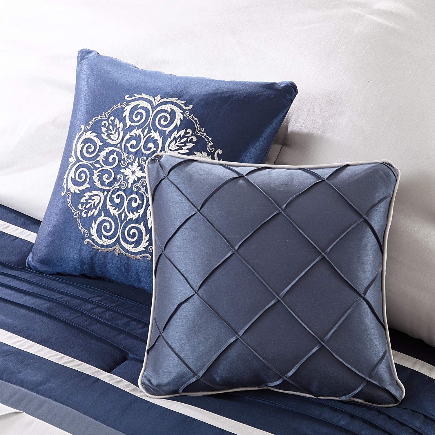 Satvi 7-Piece Comforter Set Comforter Sets By JLA HOME/Olliix (E & E Co., Ltd)