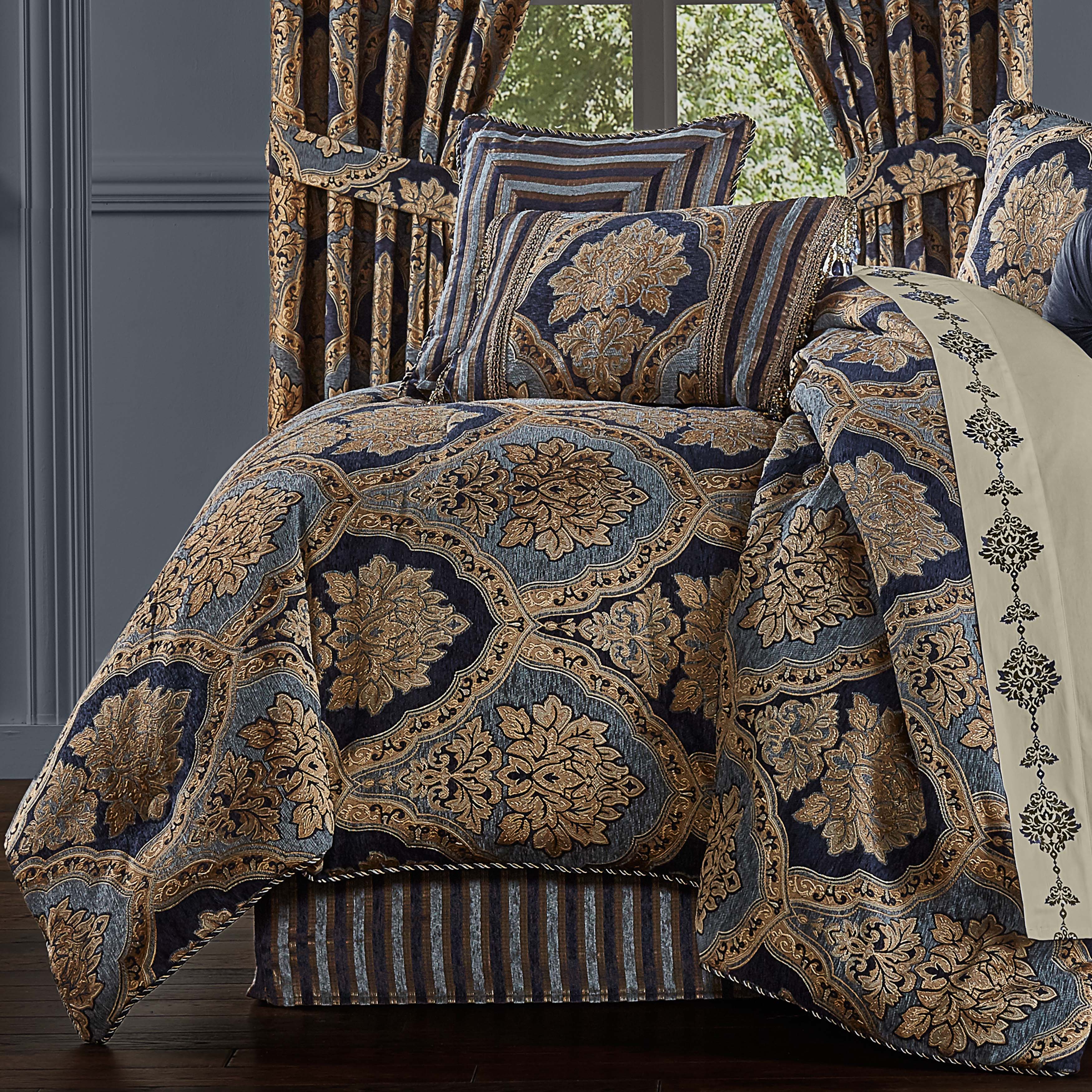 Bristol Indigo 4-Piece Comforter Set By J Queen Comforter Sets By J. Queen New York
