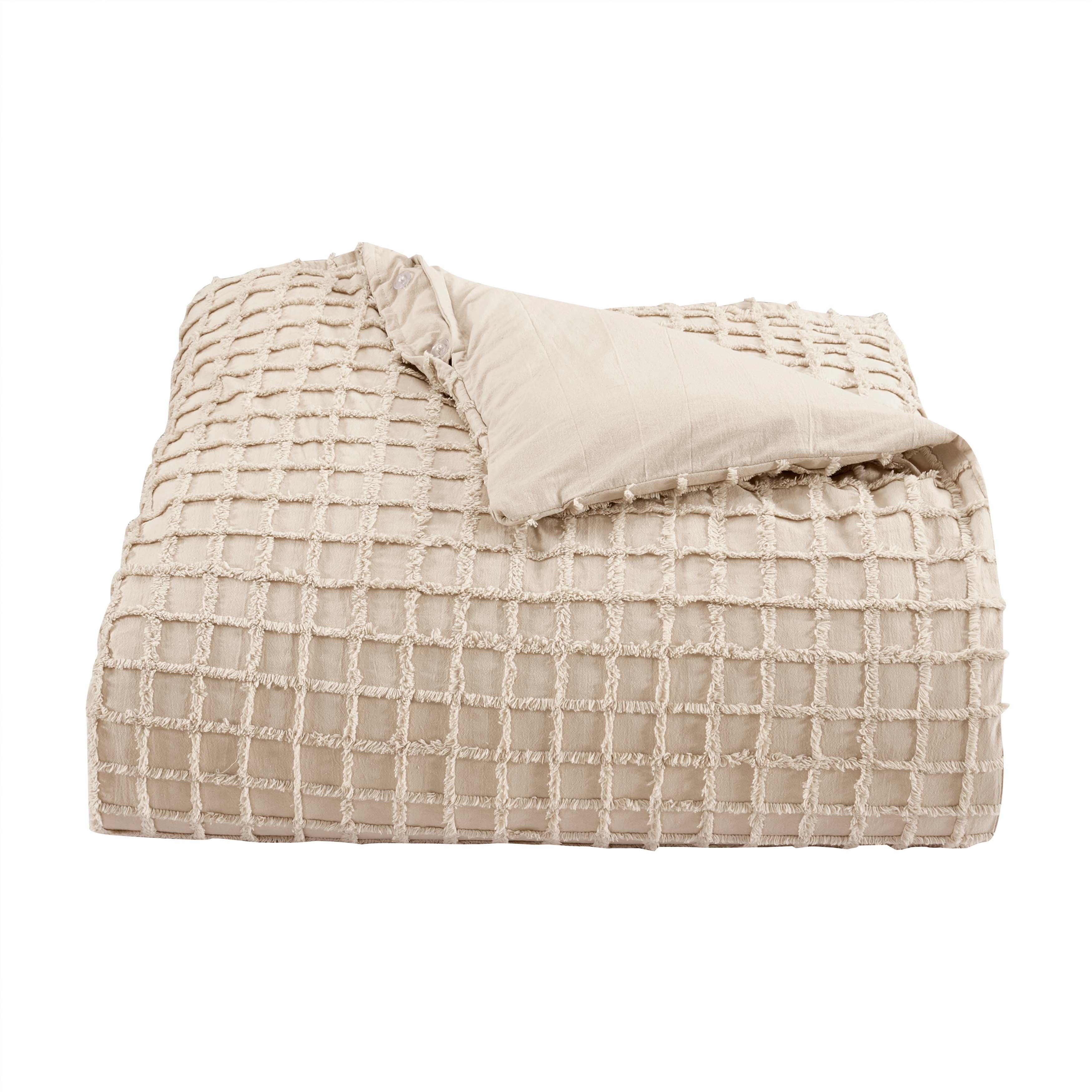 Cameron Linen 3-Piece Duvet Cover Set By J Queen Duvet Covers By J. Queen New York