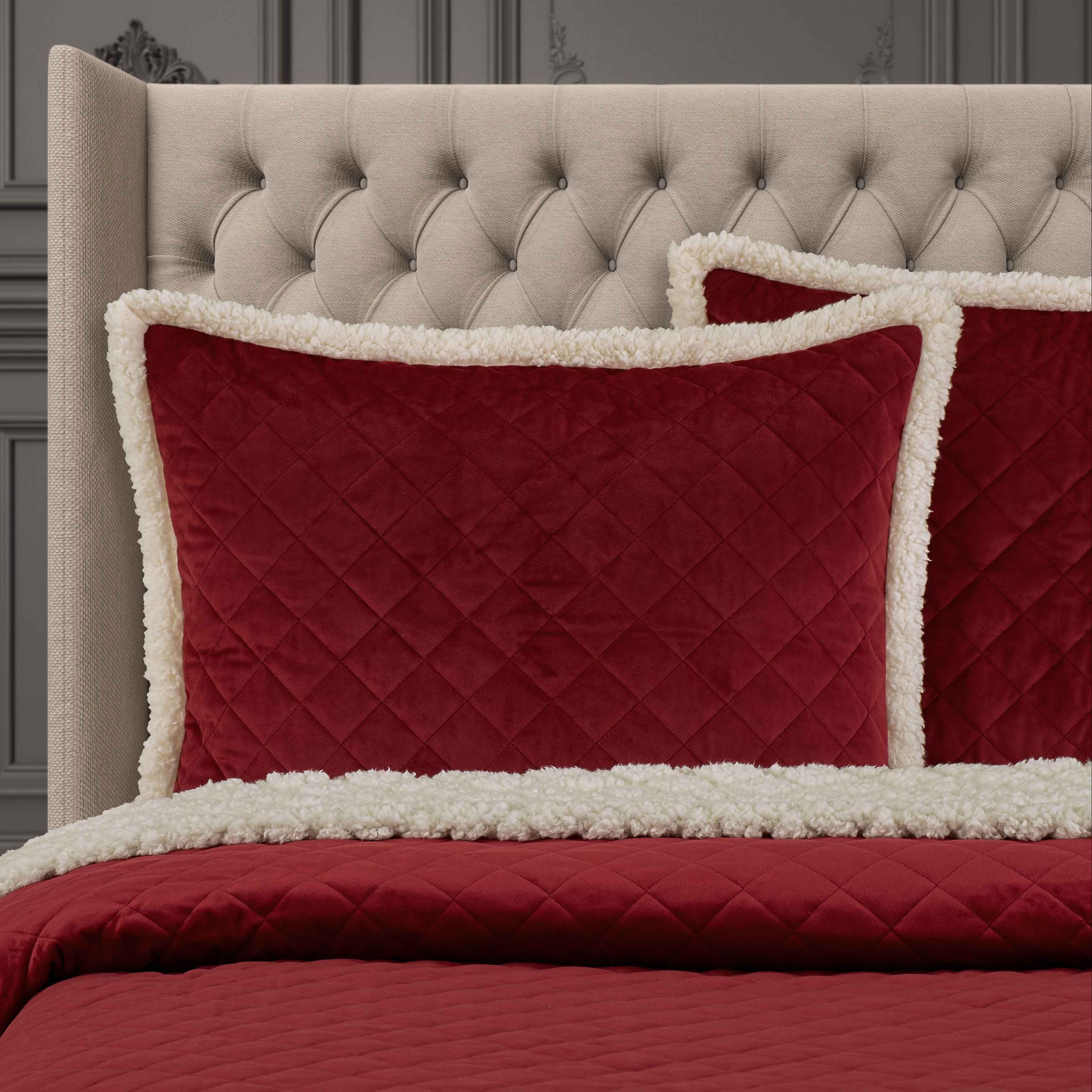 Casey Sherpa Crimson 3-Piece Quilt Set Quilt Sets By J. Queen New York