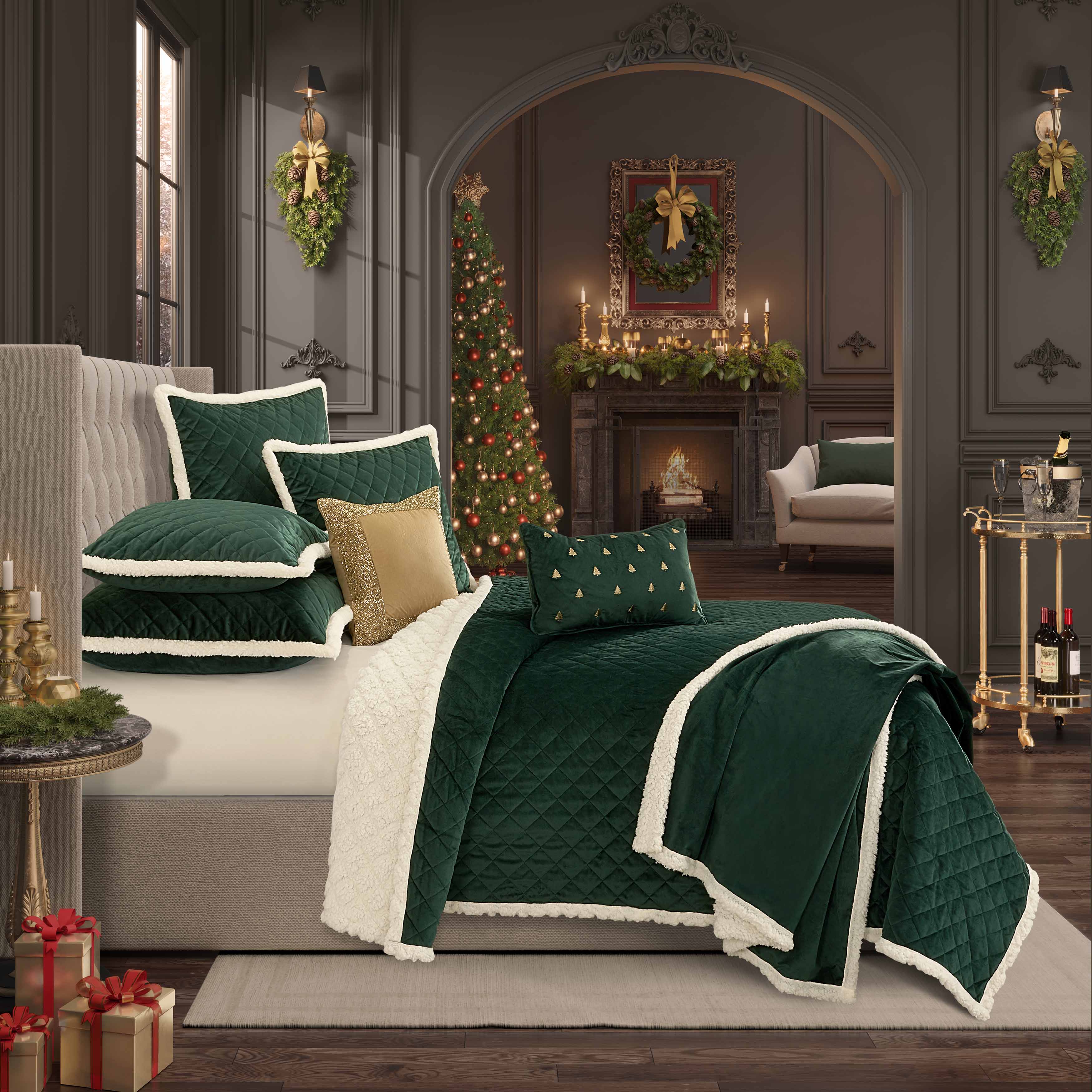 Casey Sherpa Evergreen 3-Piece Quilt Set Quilt Sets By J. Queen New York